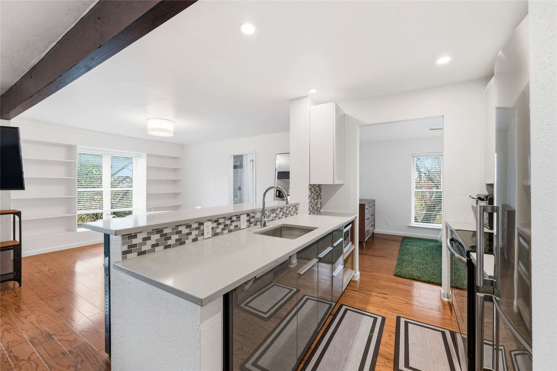 4837 Cedar Springs Road Dallas TX 75219