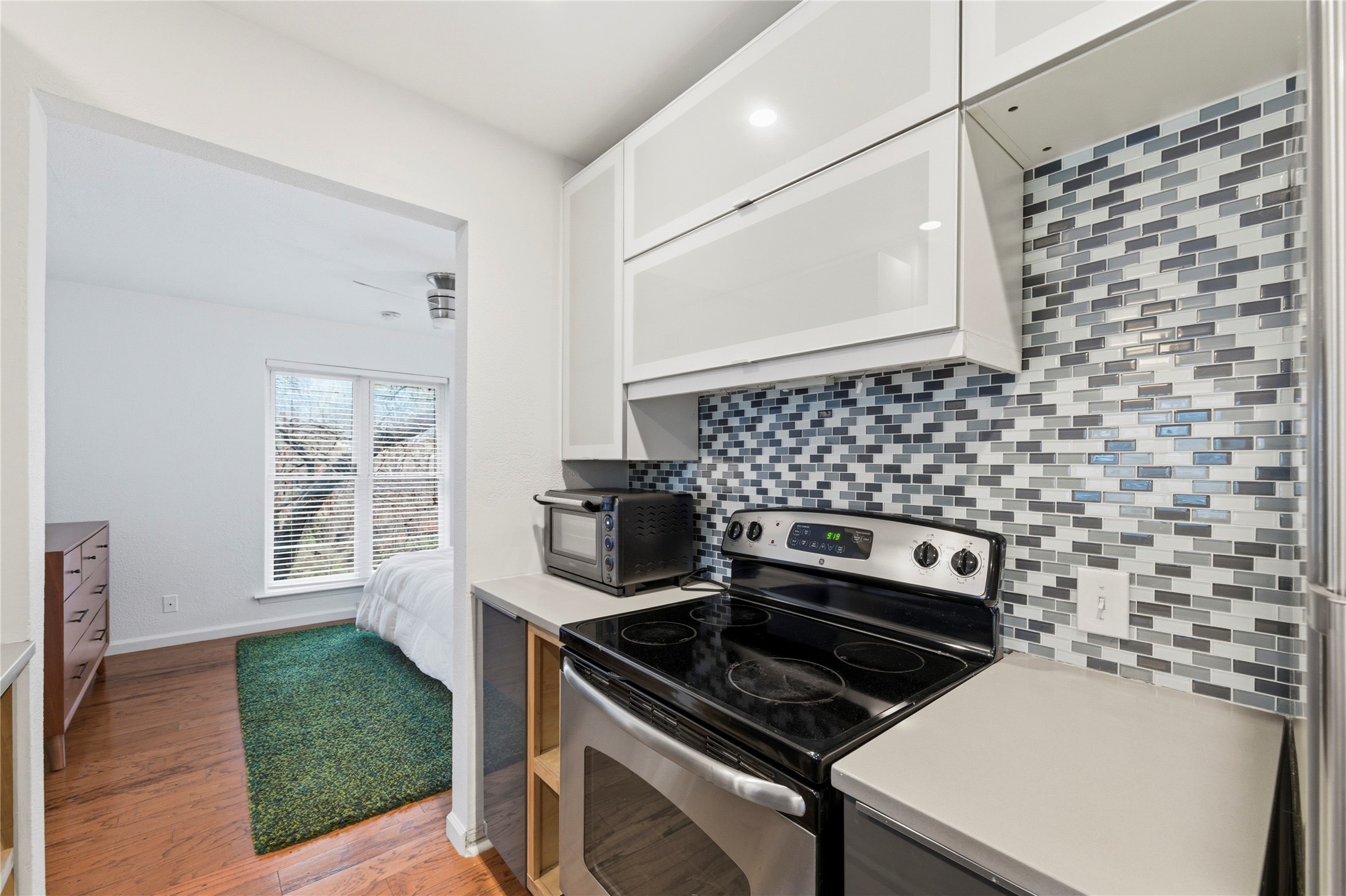 4837 Cedar Springs Road Dallas TX 75219