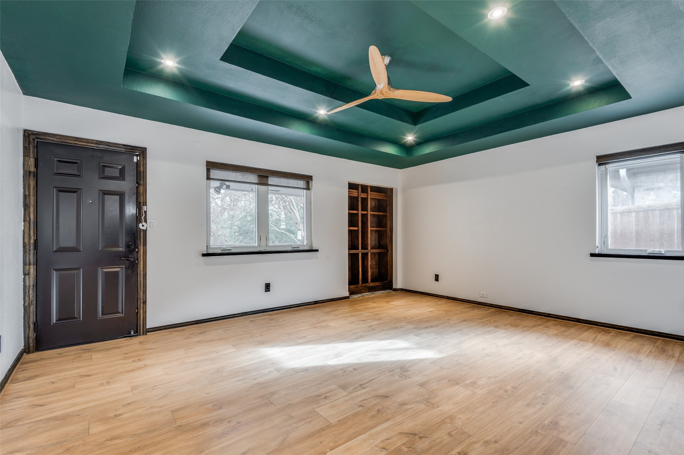 2749 Buna Drive Dallas TX 75211