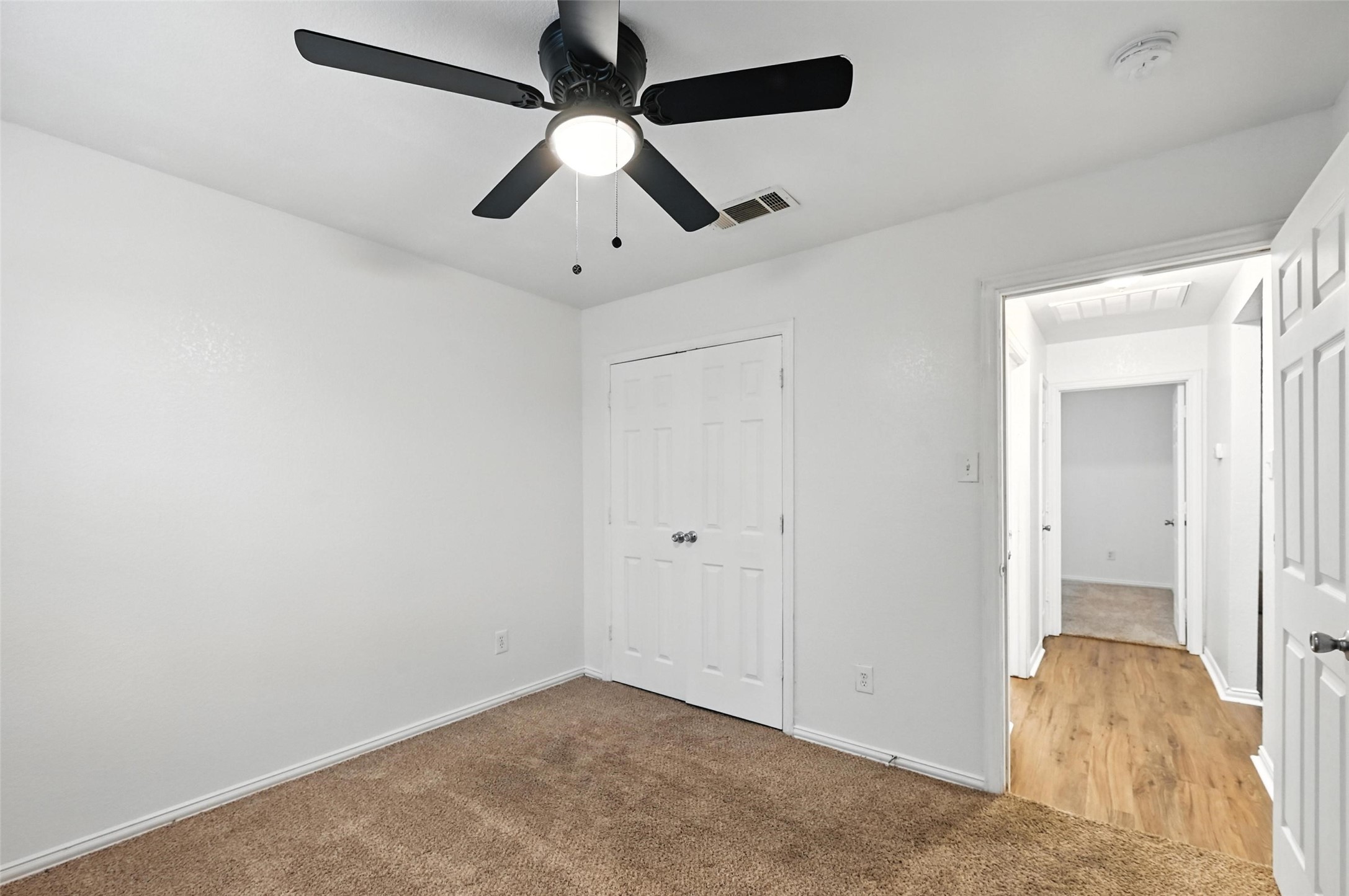 1713 Manor Garden Greenville TX 75401