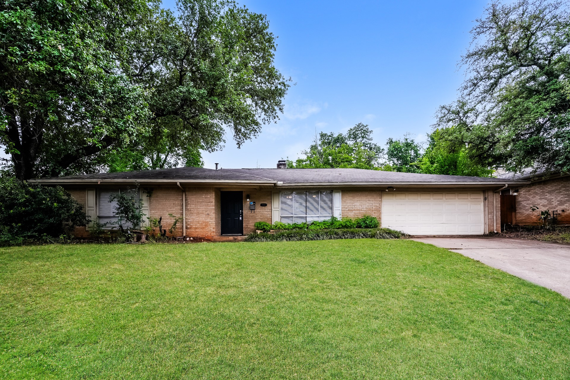 1504 Terrace Street Arlington TX 76012
