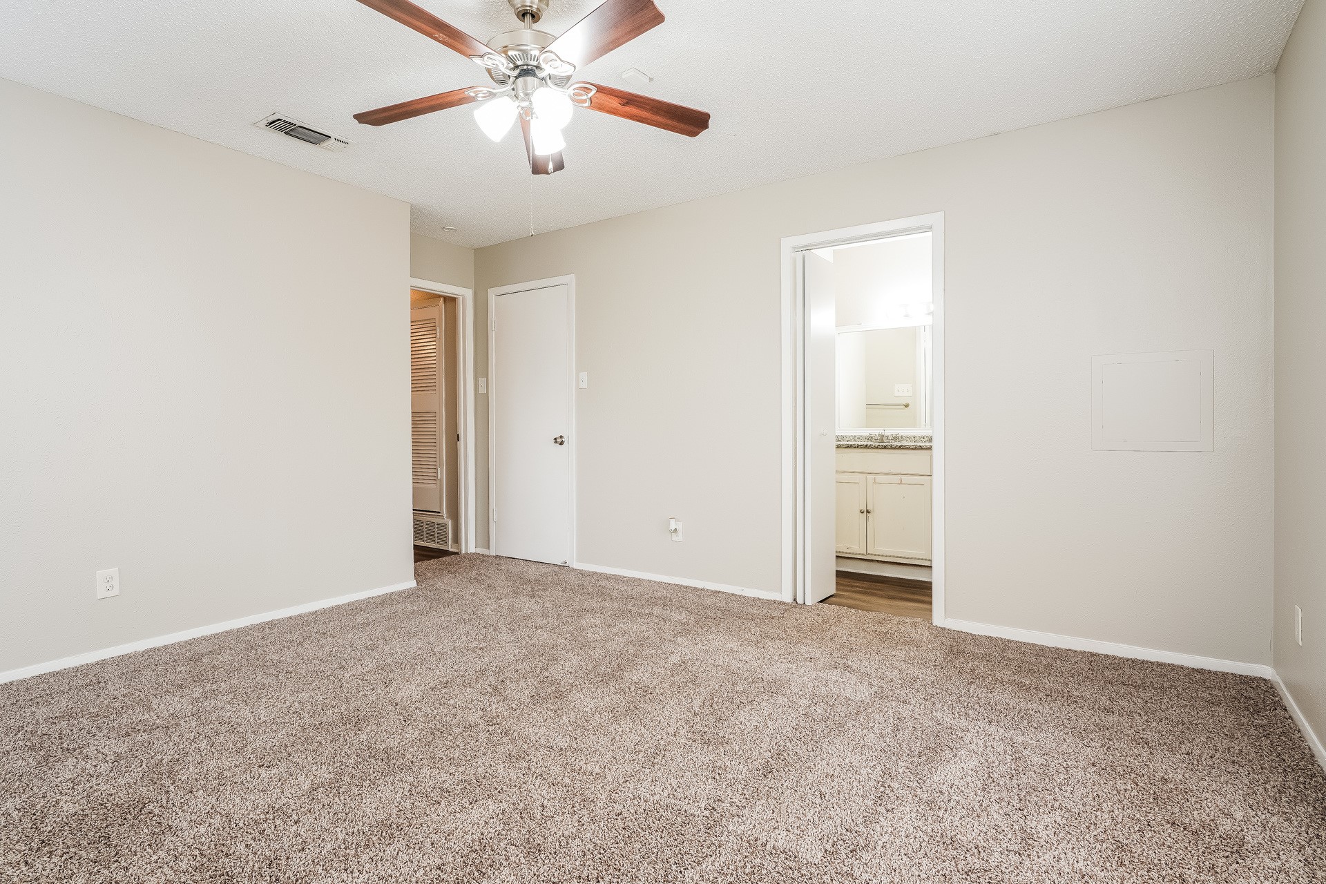 1504 Terrace Street Arlington TX 76012