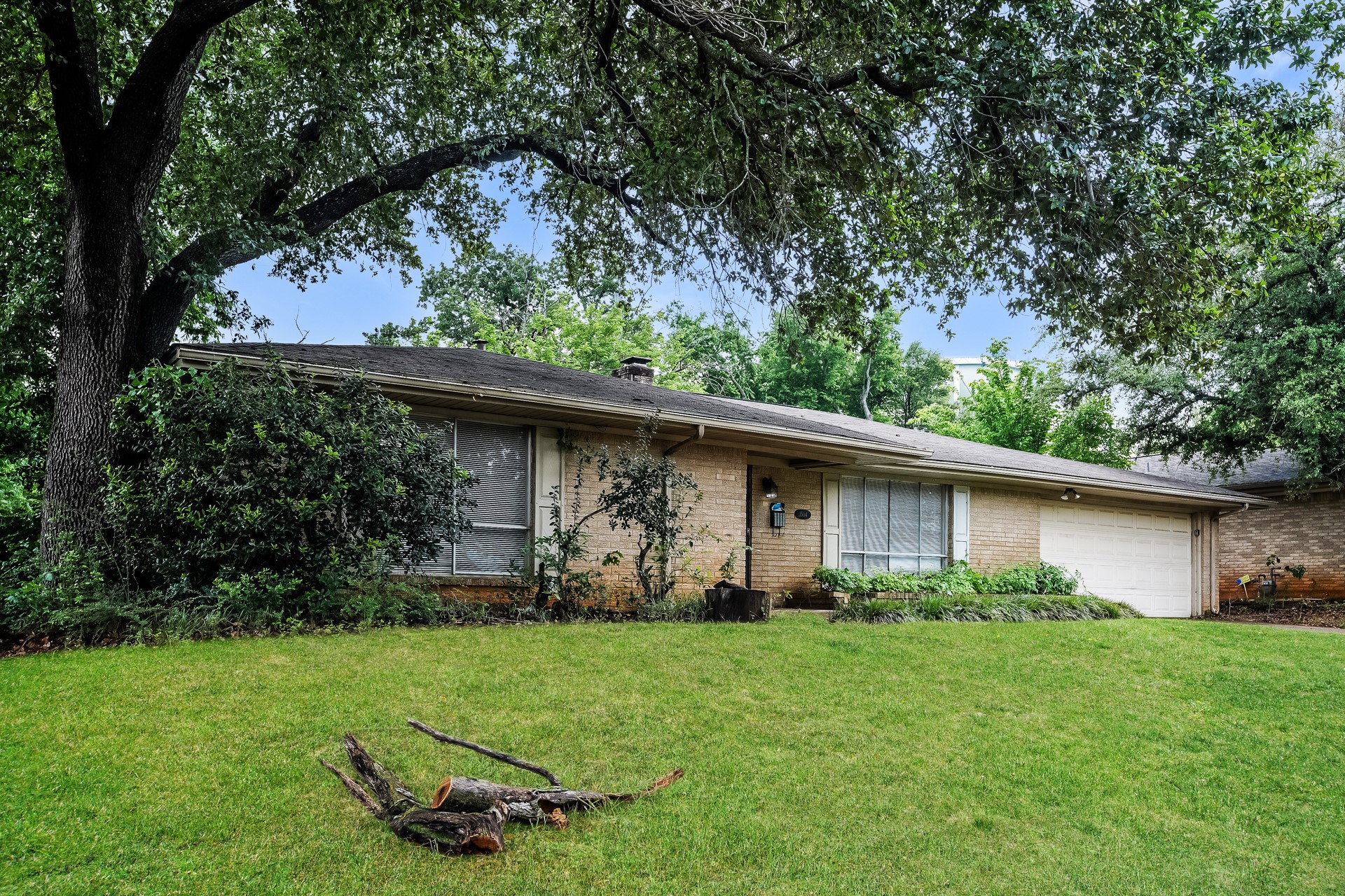1504 Terrace Street Arlington TX 76012