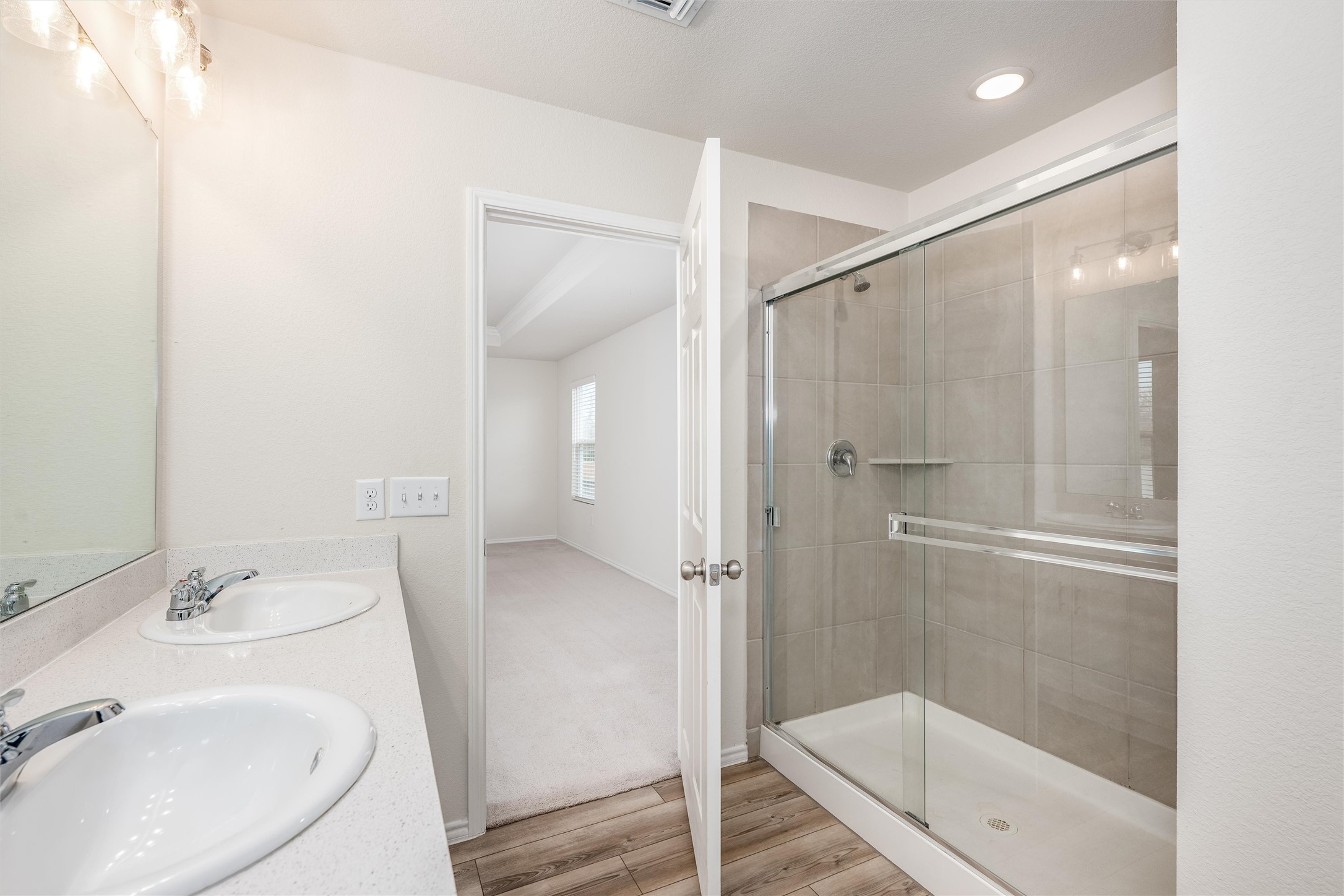 321 Glenwick Lane Van Alstyne TX 75495