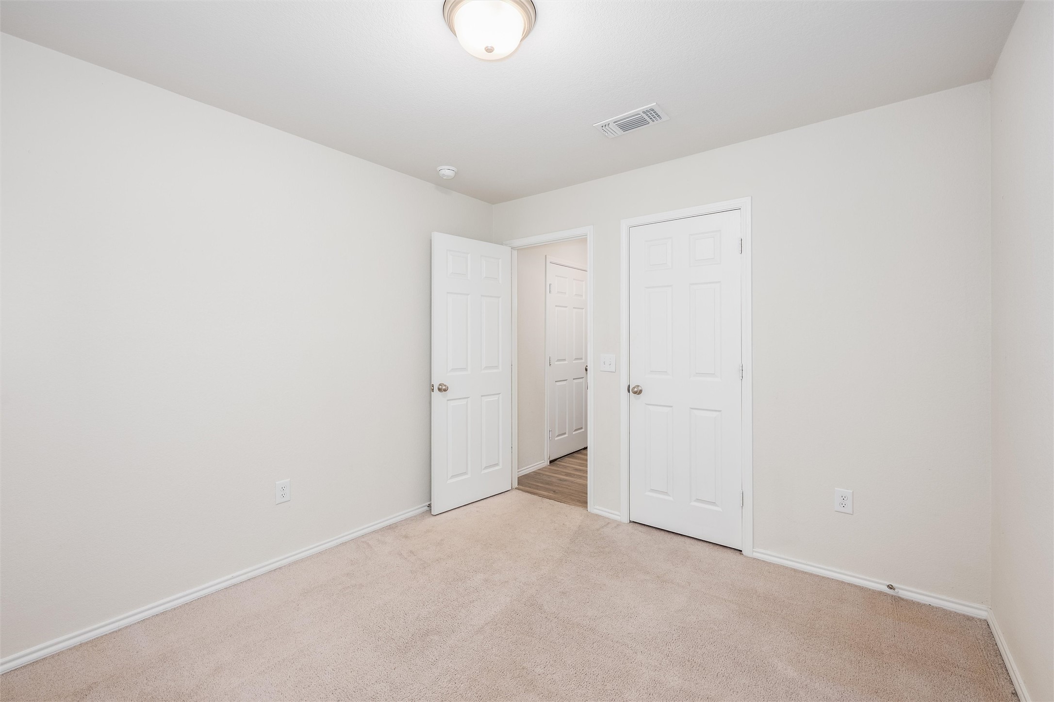 321 Glenwick Lane Van Alstyne TX 75495
