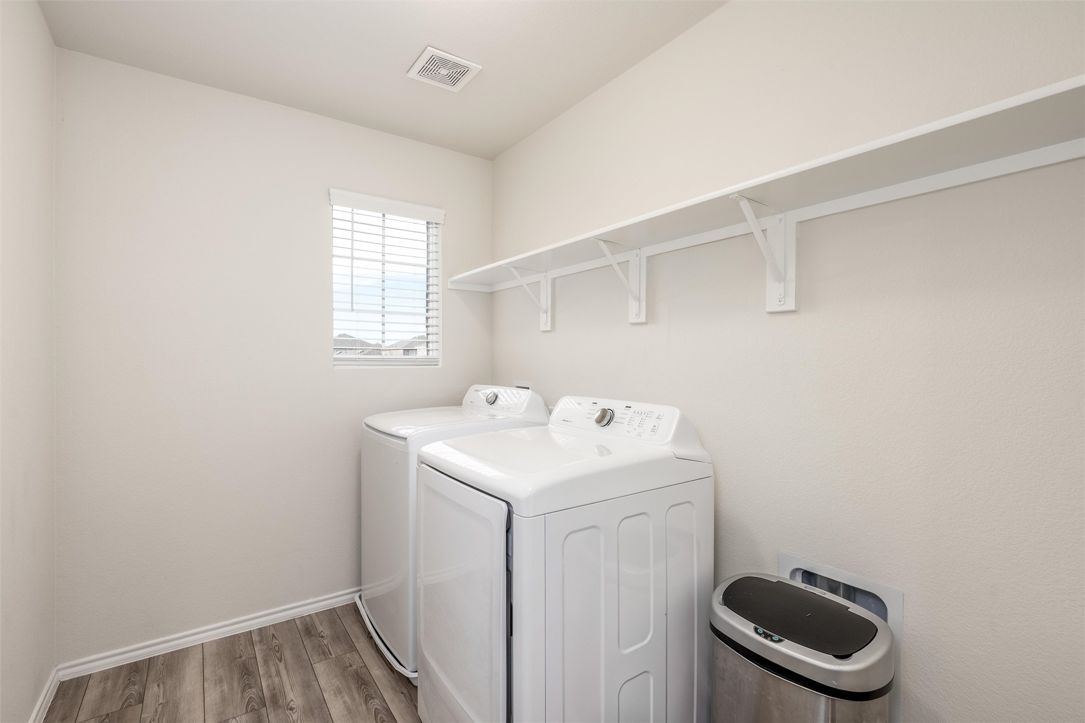 321 Glenwick Lane Van Alstyne TX 75495