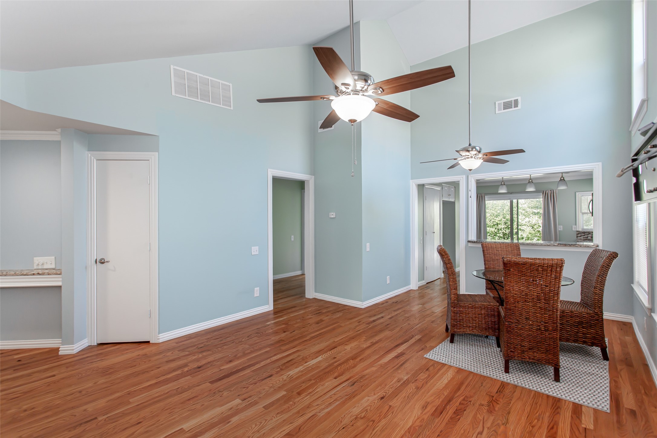 4139 Rosser Square Dallas TX 75244