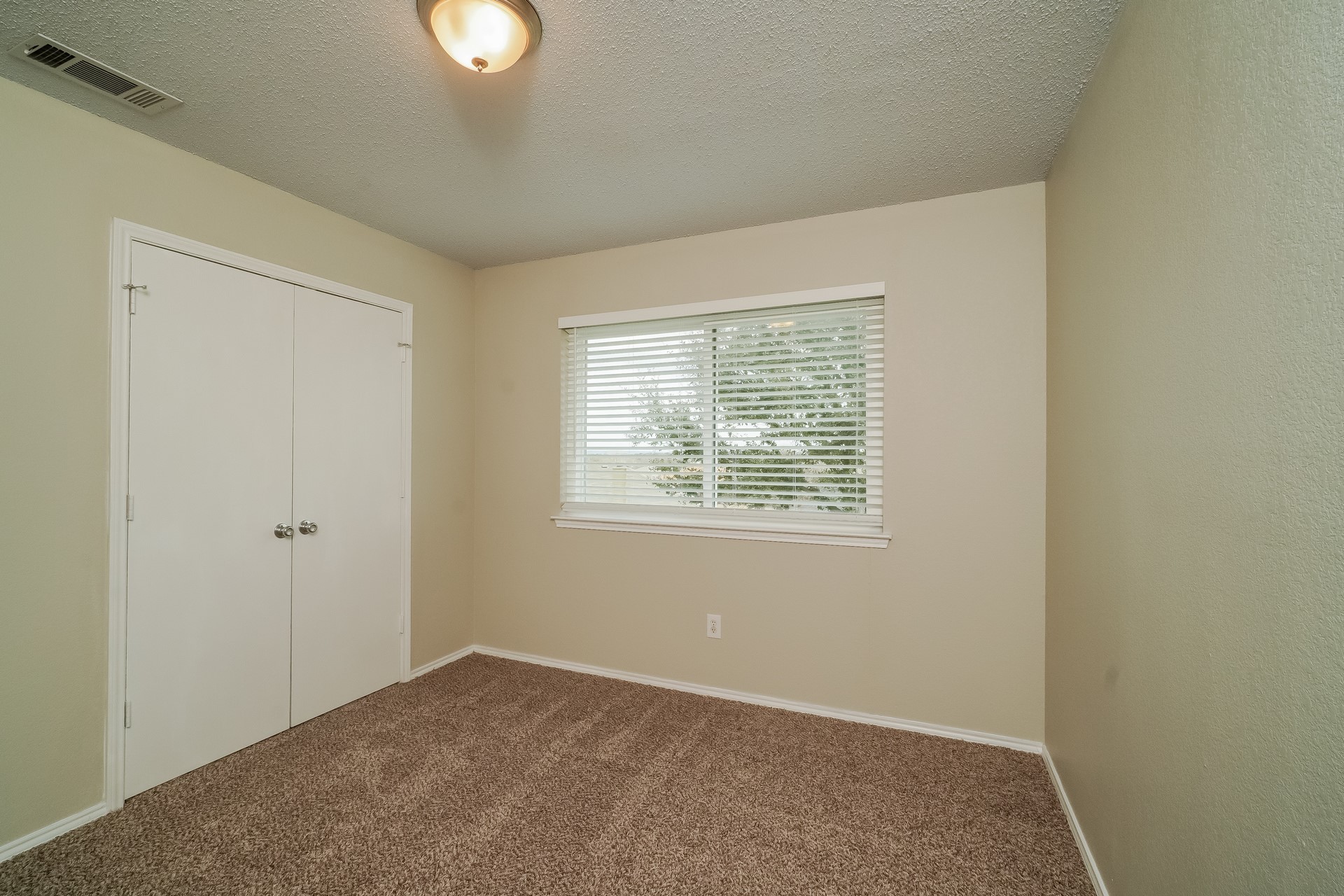 8024 Mourning Dove Drive Arlington TX 76002