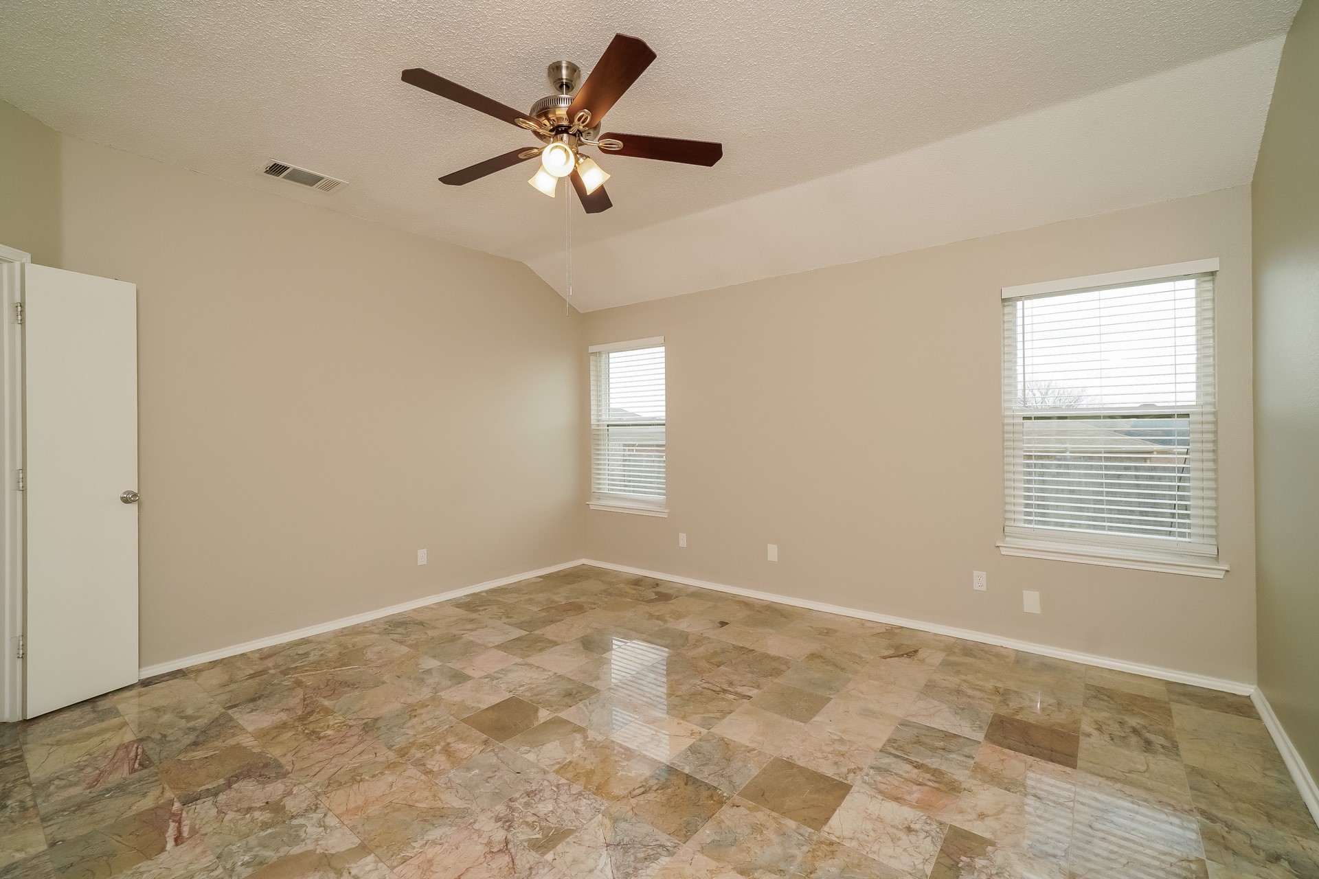 8024 Mourning Dove Drive Arlington TX 76002