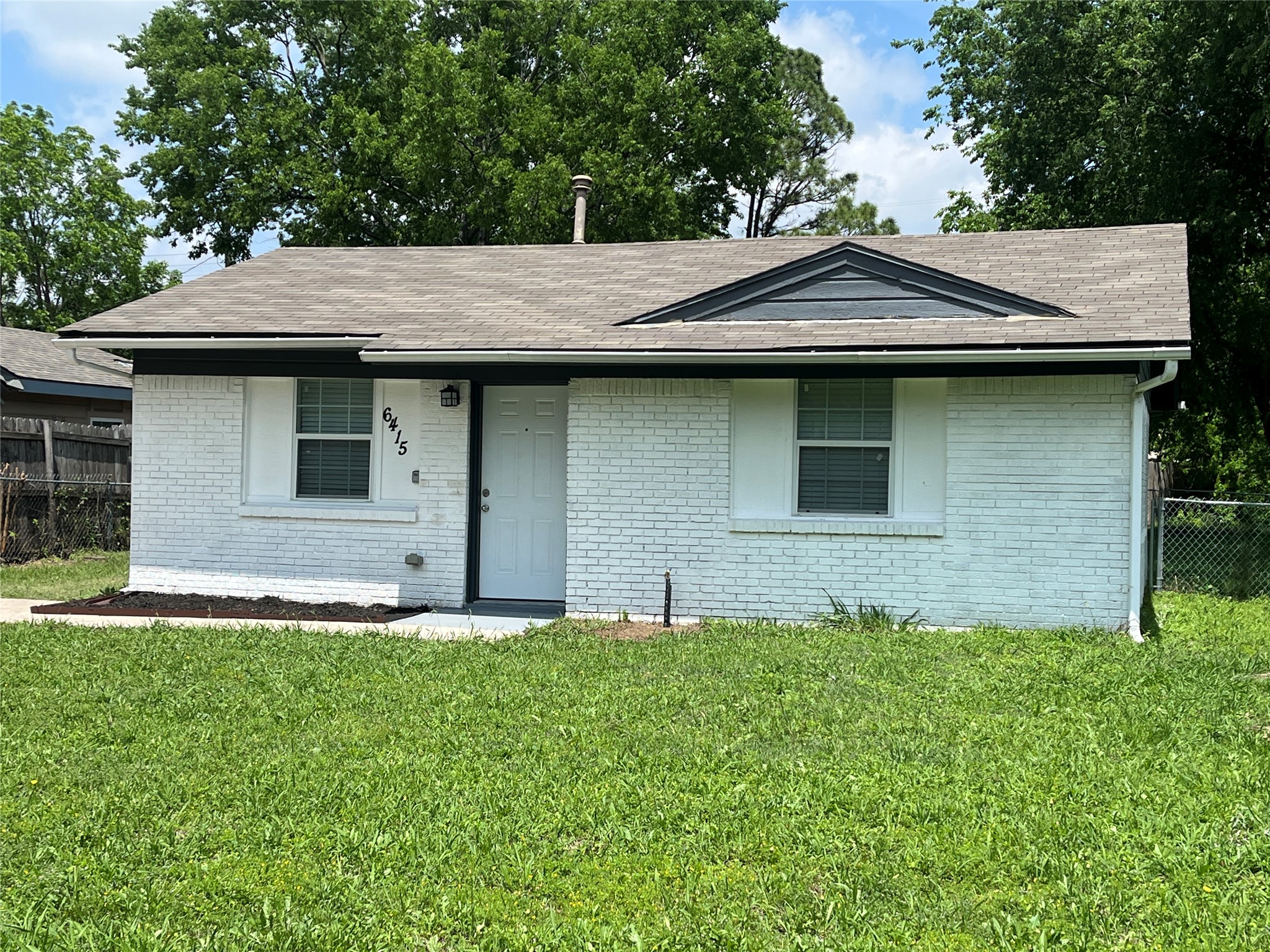 6415 Godfrey Avenue Dallas TX 75217