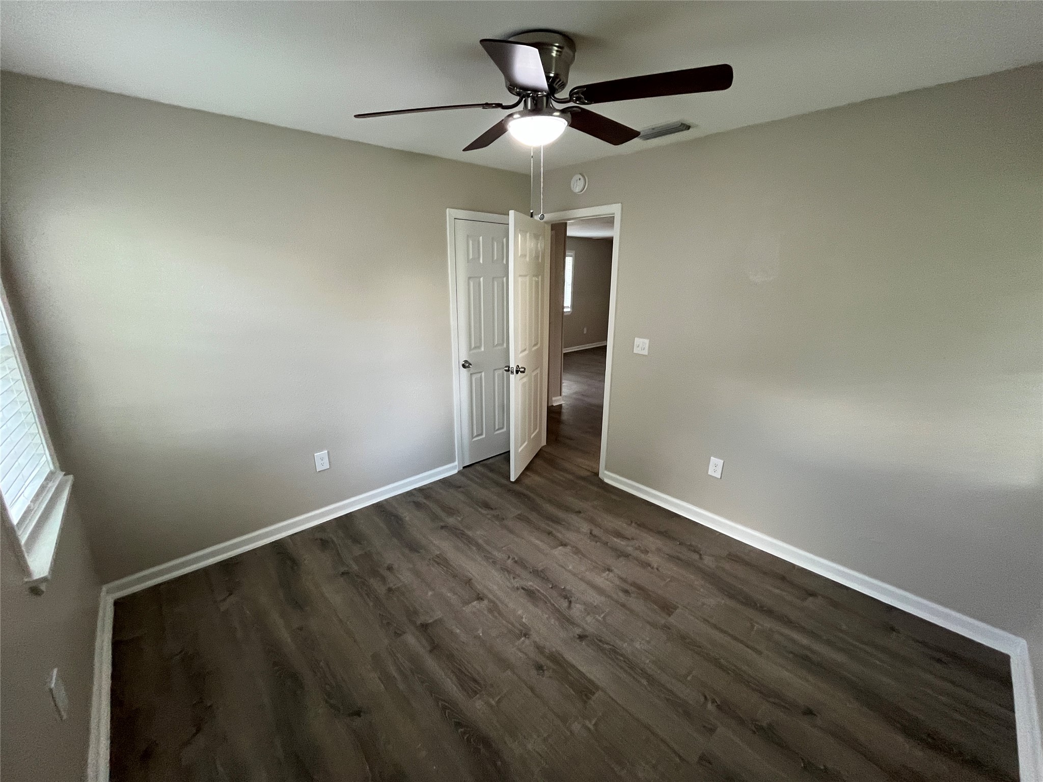 6415 Godfrey Avenue Dallas TX 75217