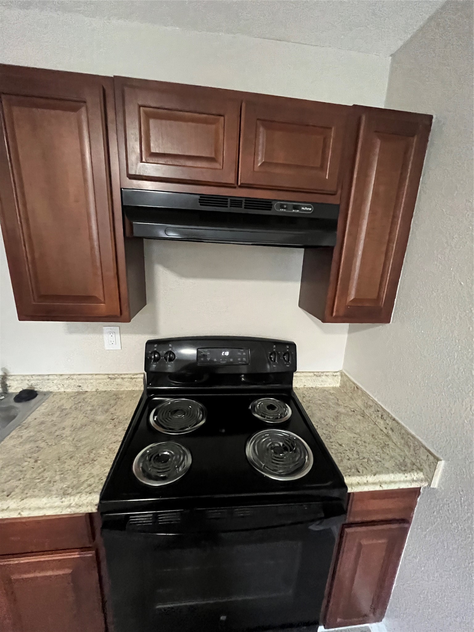 6415 Godfrey Avenue Dallas TX 75217