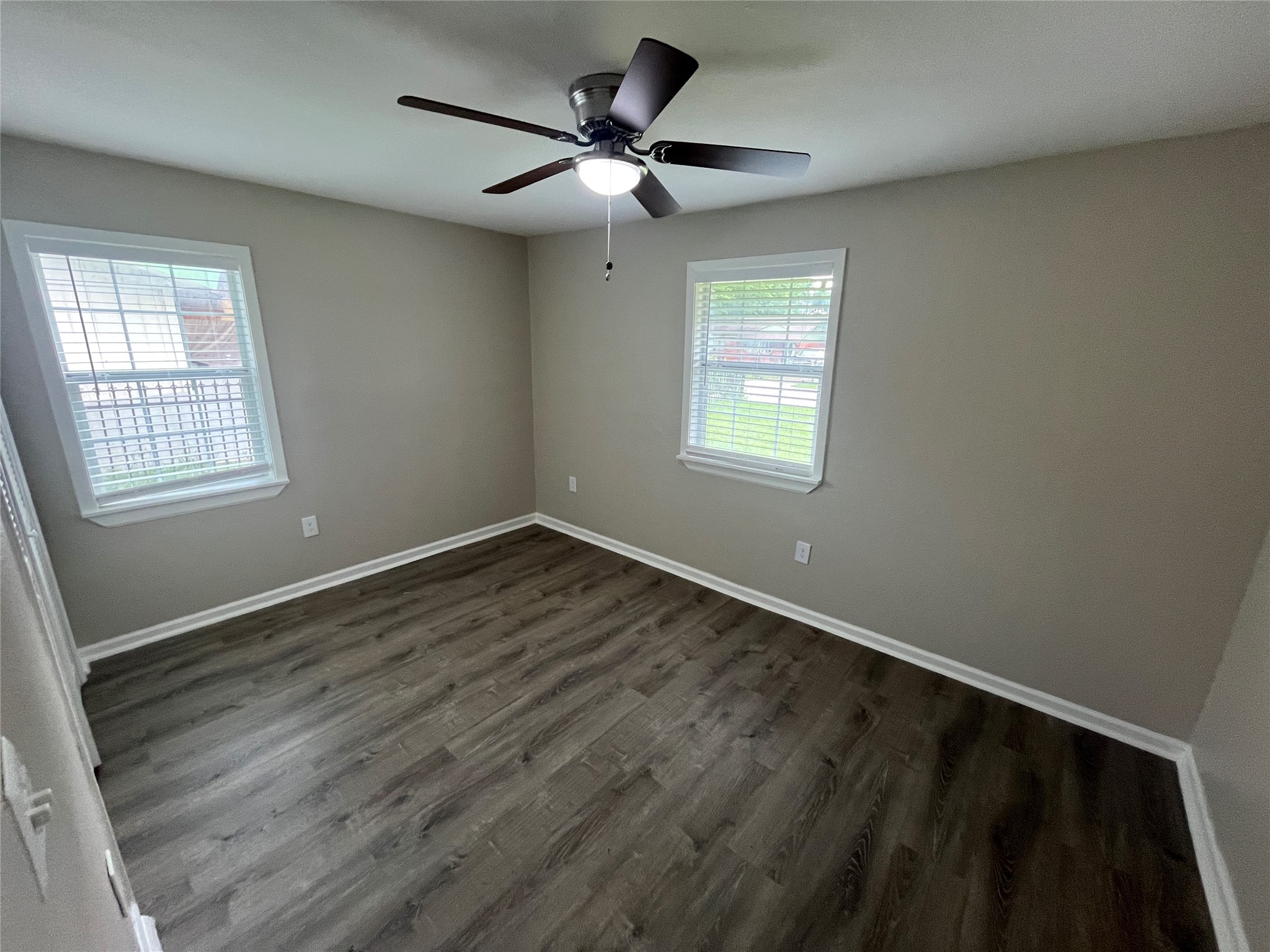 6415 Godfrey Avenue Dallas TX 75217