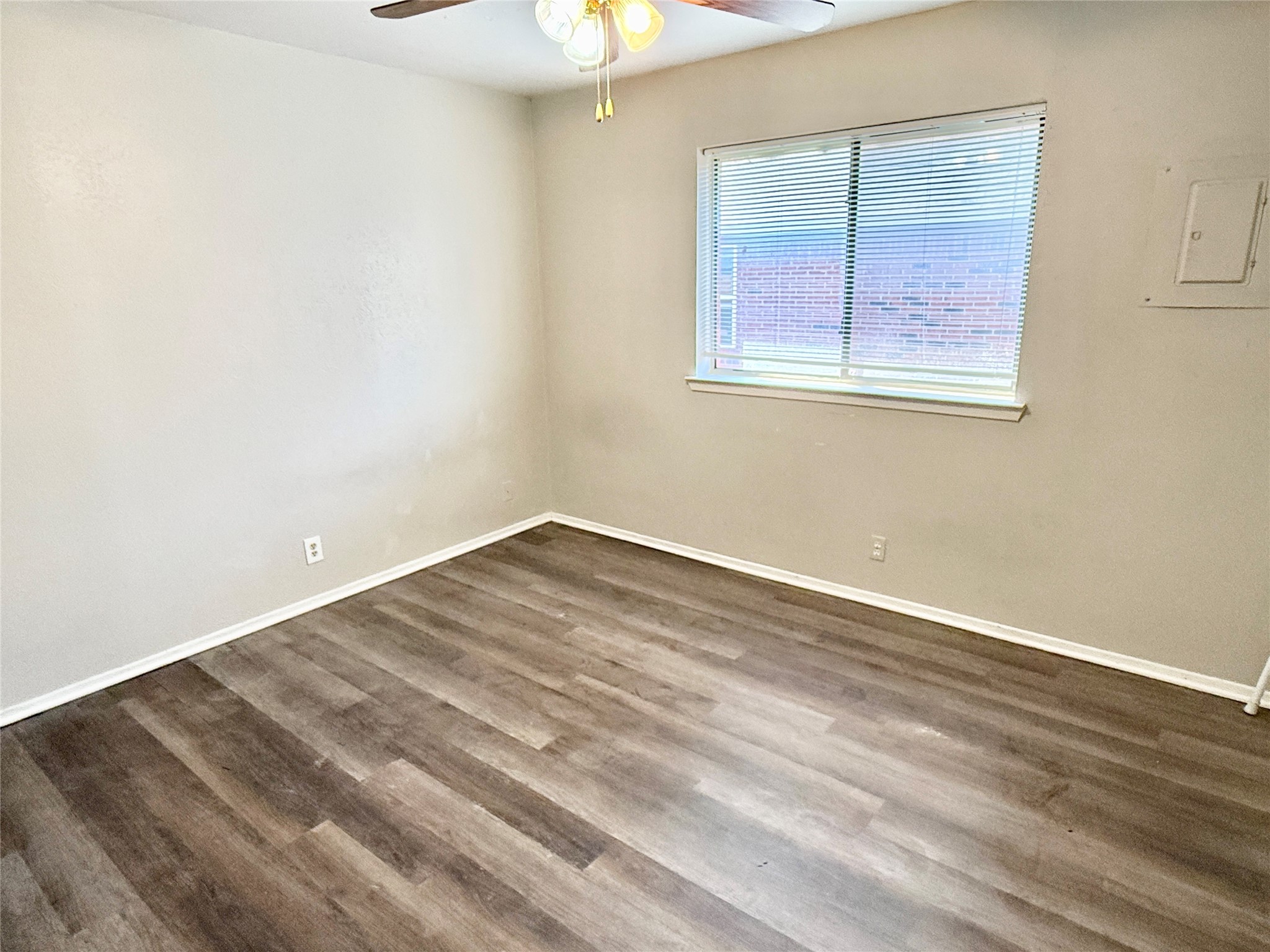 2221 Stella Street Denton TX 76201