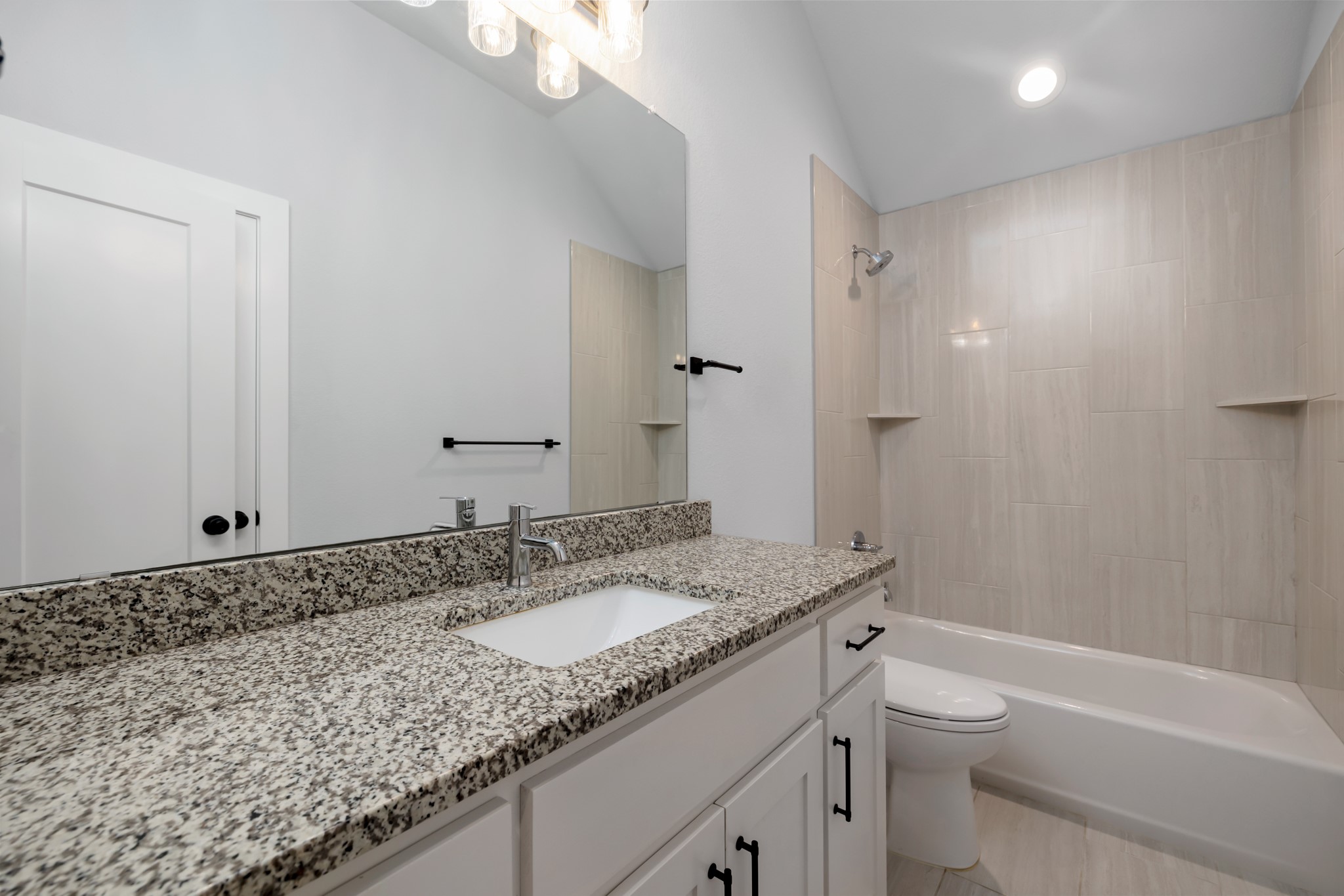 400 Leuty Street Justin TX 76247