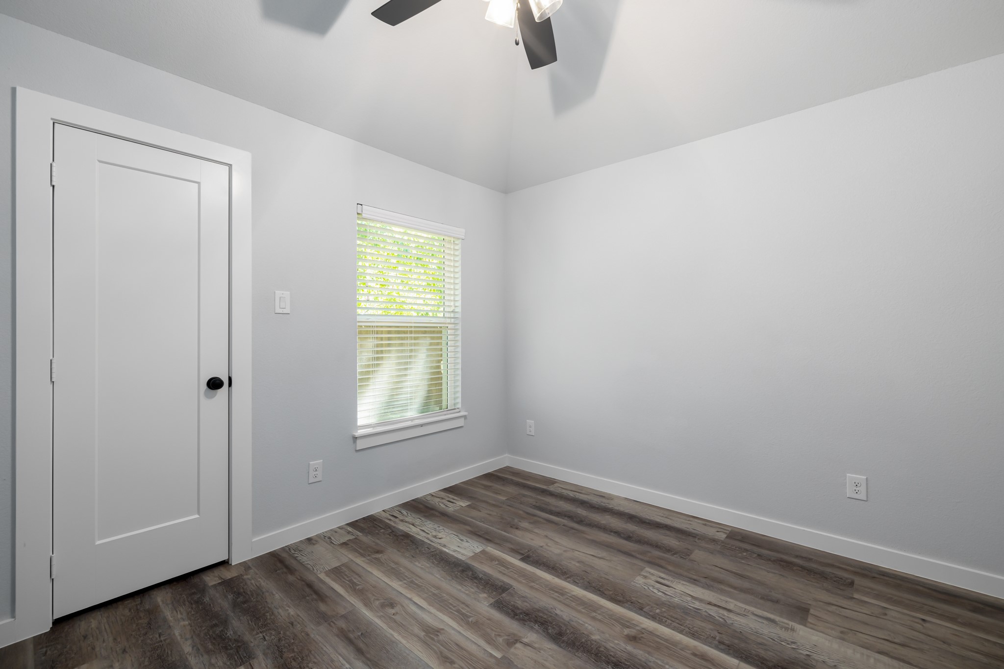 400 Leuty Street Justin TX 76247