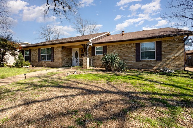 2404 Crestview Circle Irving TX 75062