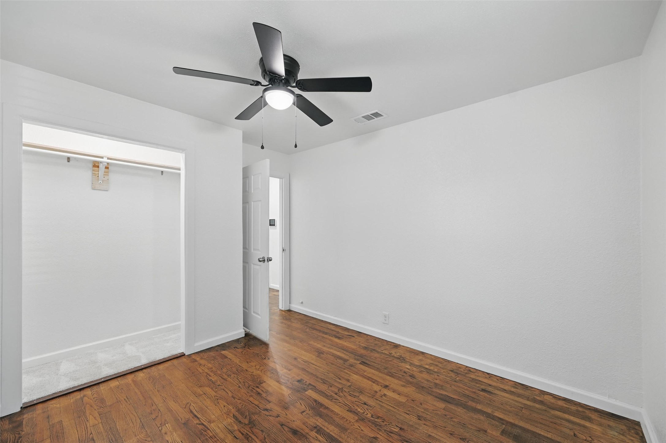 1205 Hamsted Street Fort Worth TX 76115
