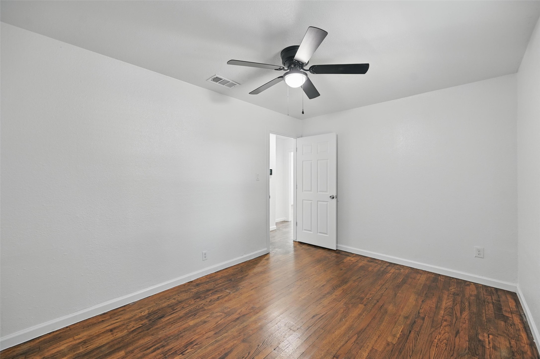 1205 Hamsted Street Fort Worth TX 76115