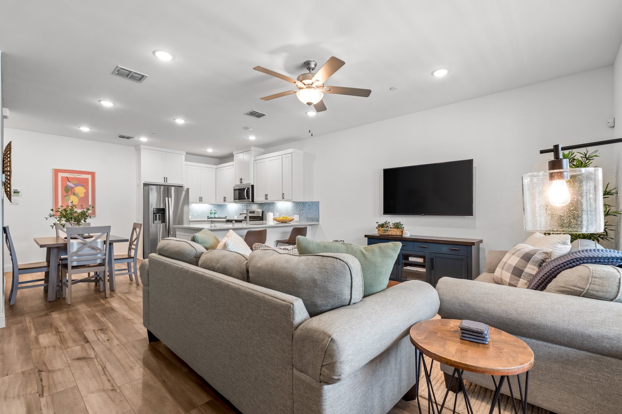 2529 Barnwood Lane Garland TX 75042