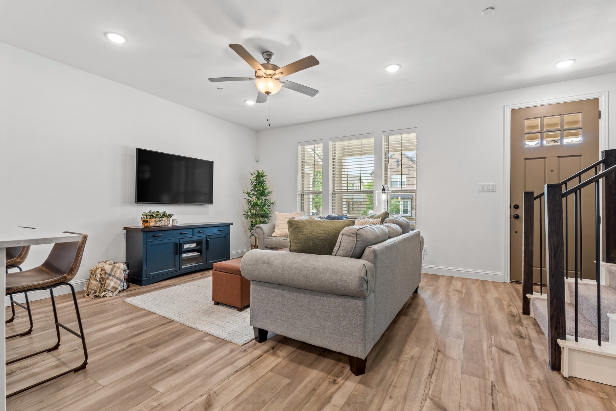 2529 Barnwood Lane Garland TX 75042