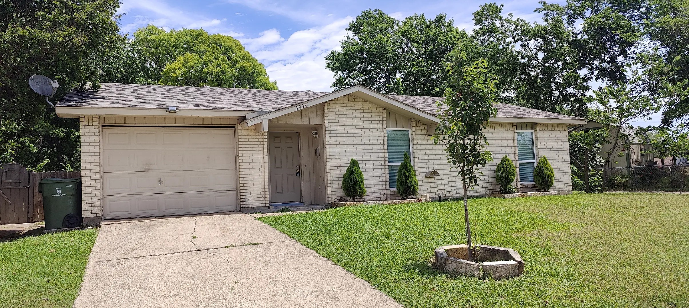 3938 University Drive Garland TX 75043