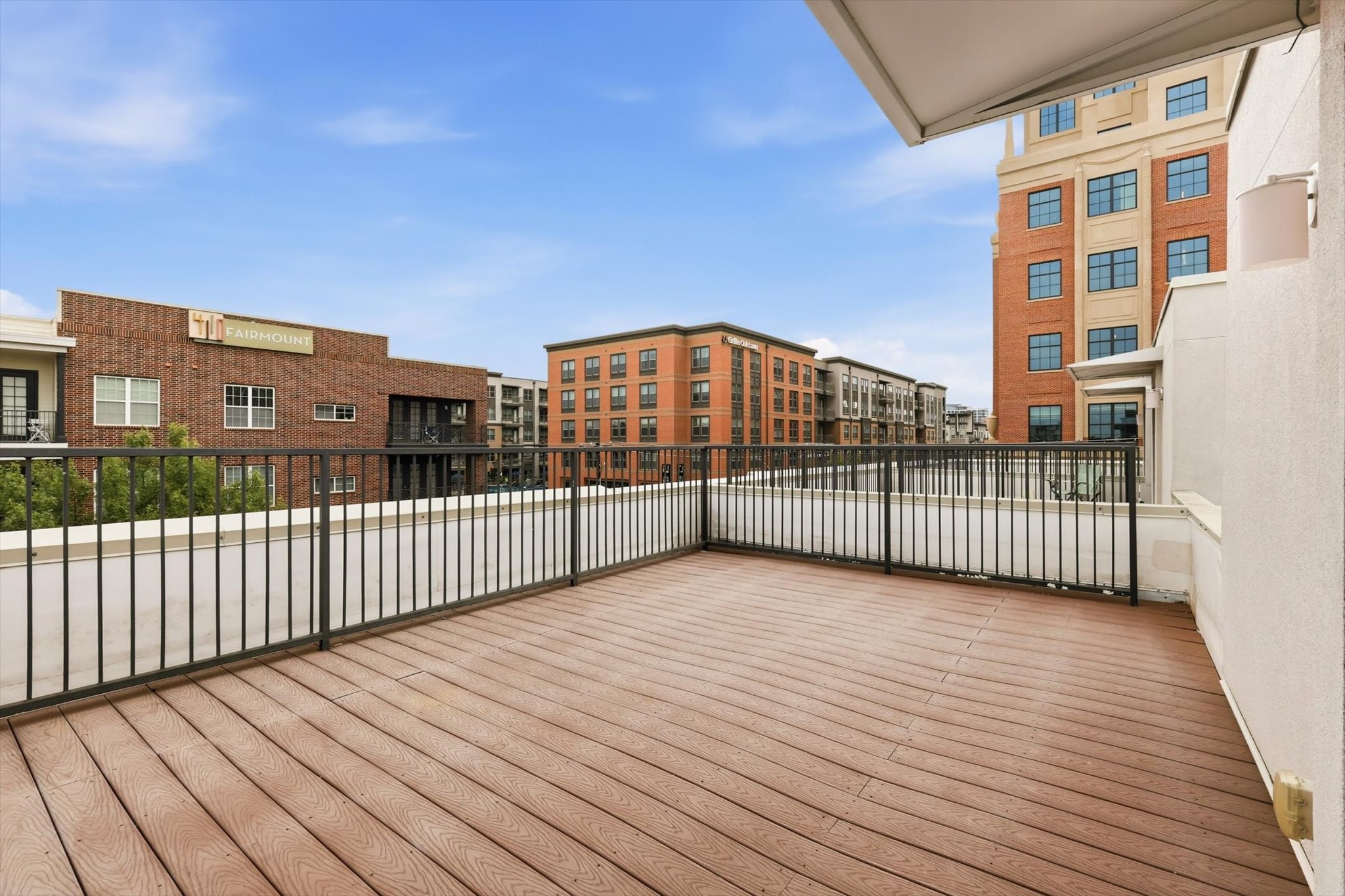 4110 Fairmount Street Dallas TX 75219