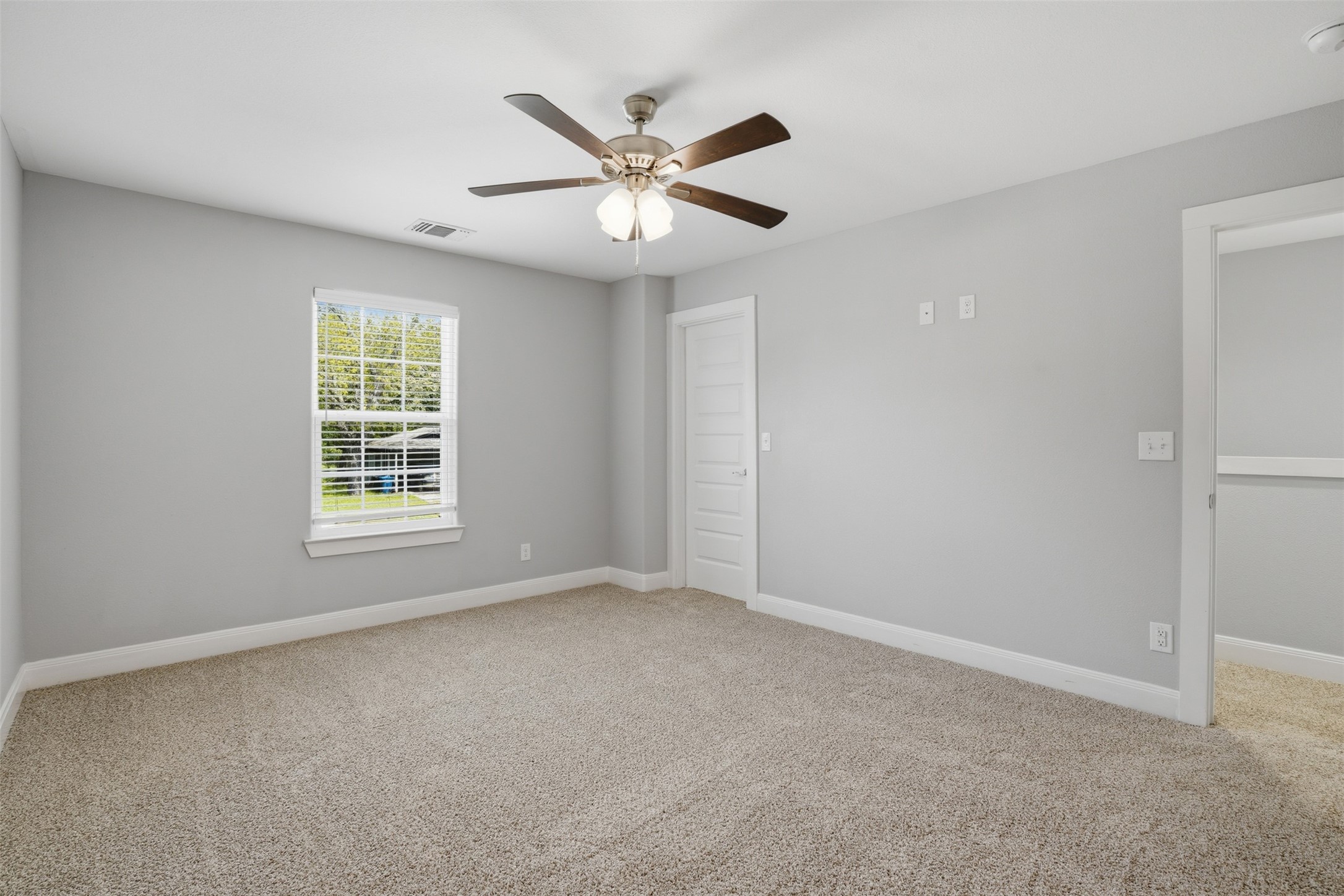 1022 W Shepherd Street Denison TX 75020