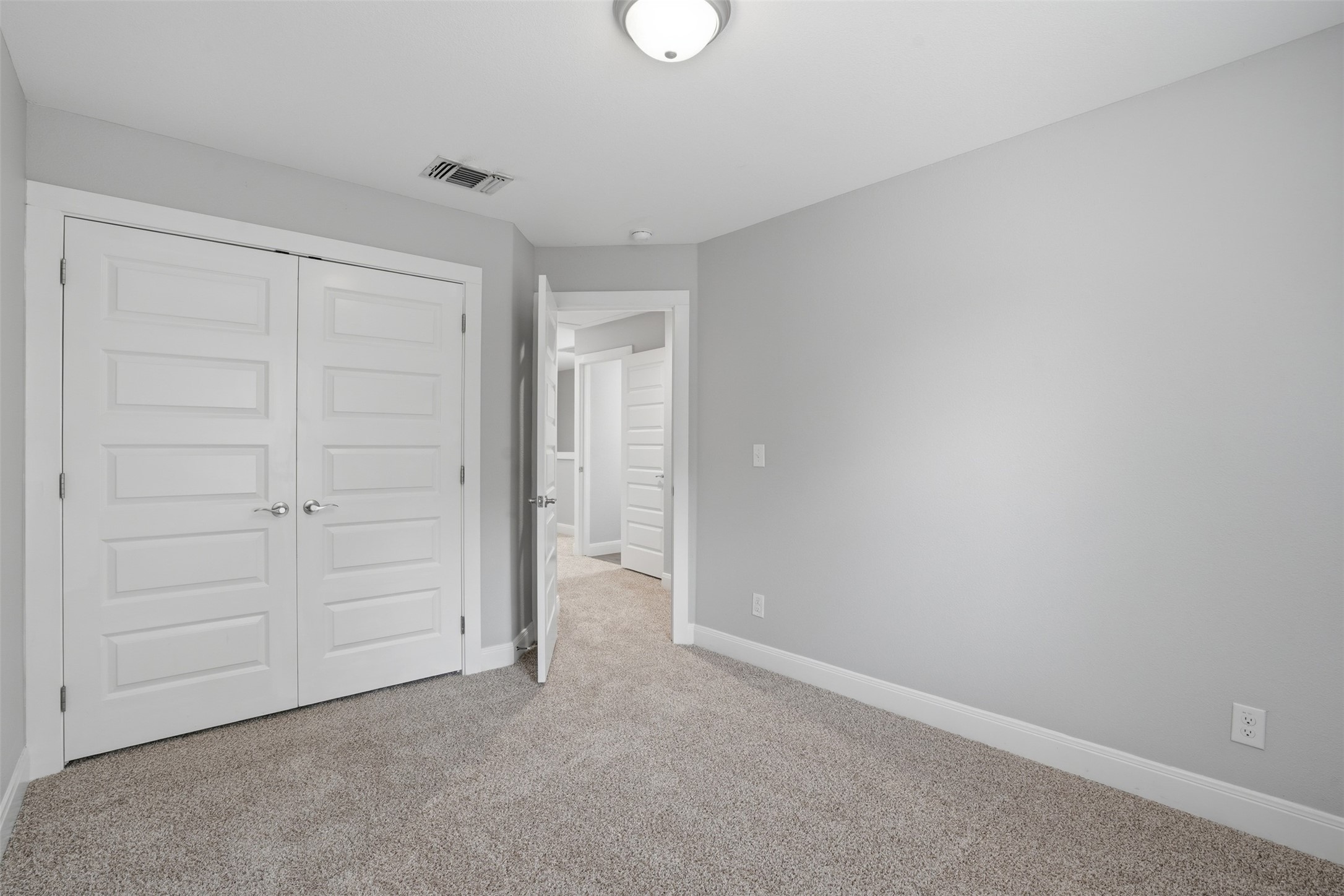 1022 W Shepherd Street Denison TX 75020