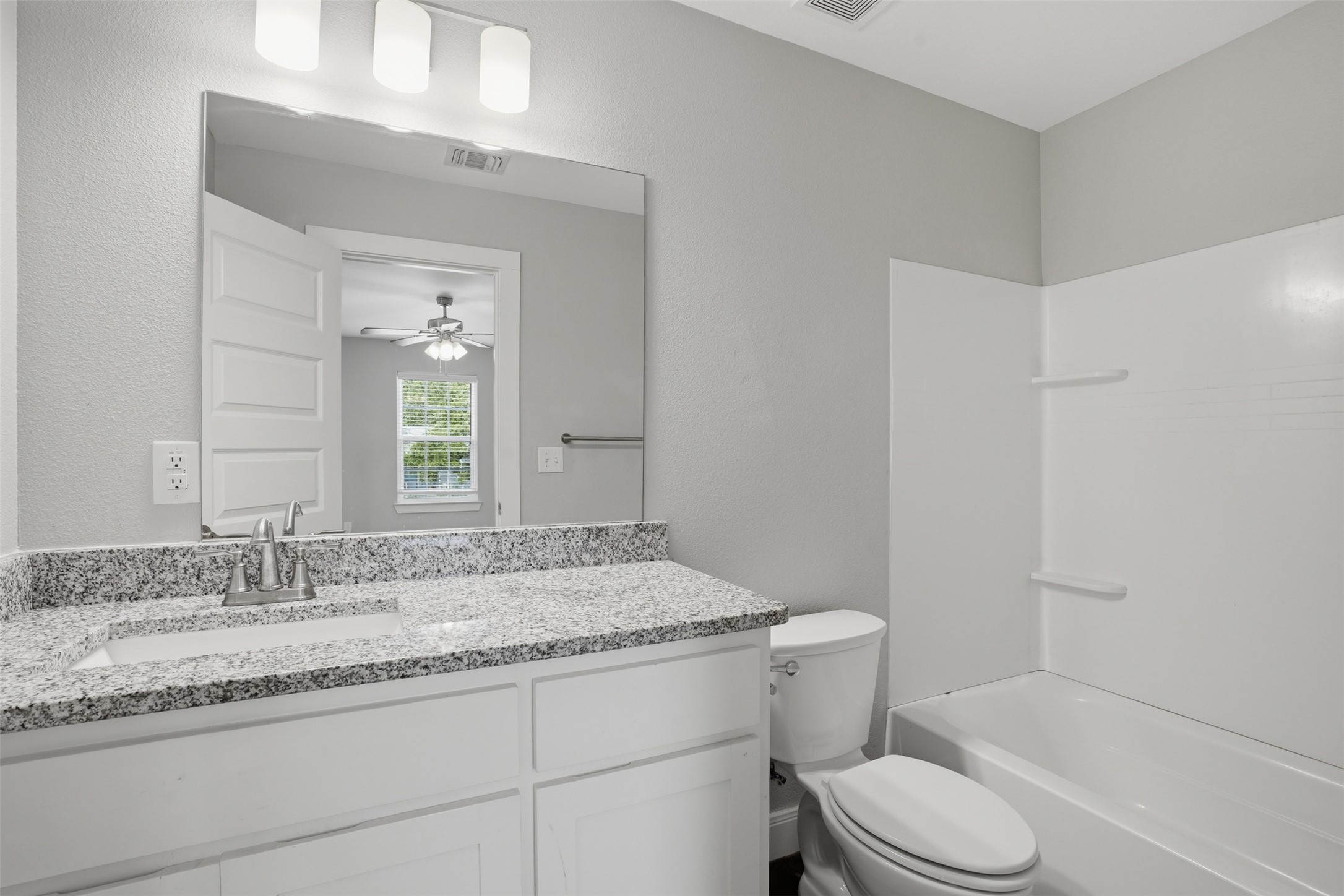 1022 W Shepherd Street Denison TX 75020