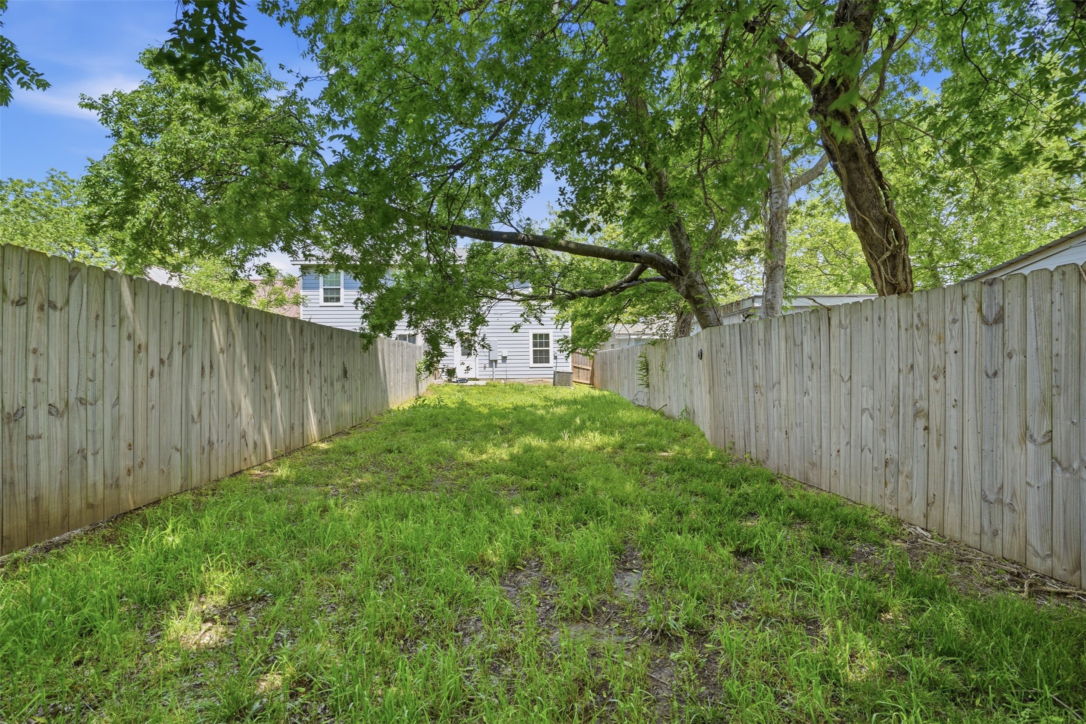 1022 W Shepherd Street Denison TX 75020