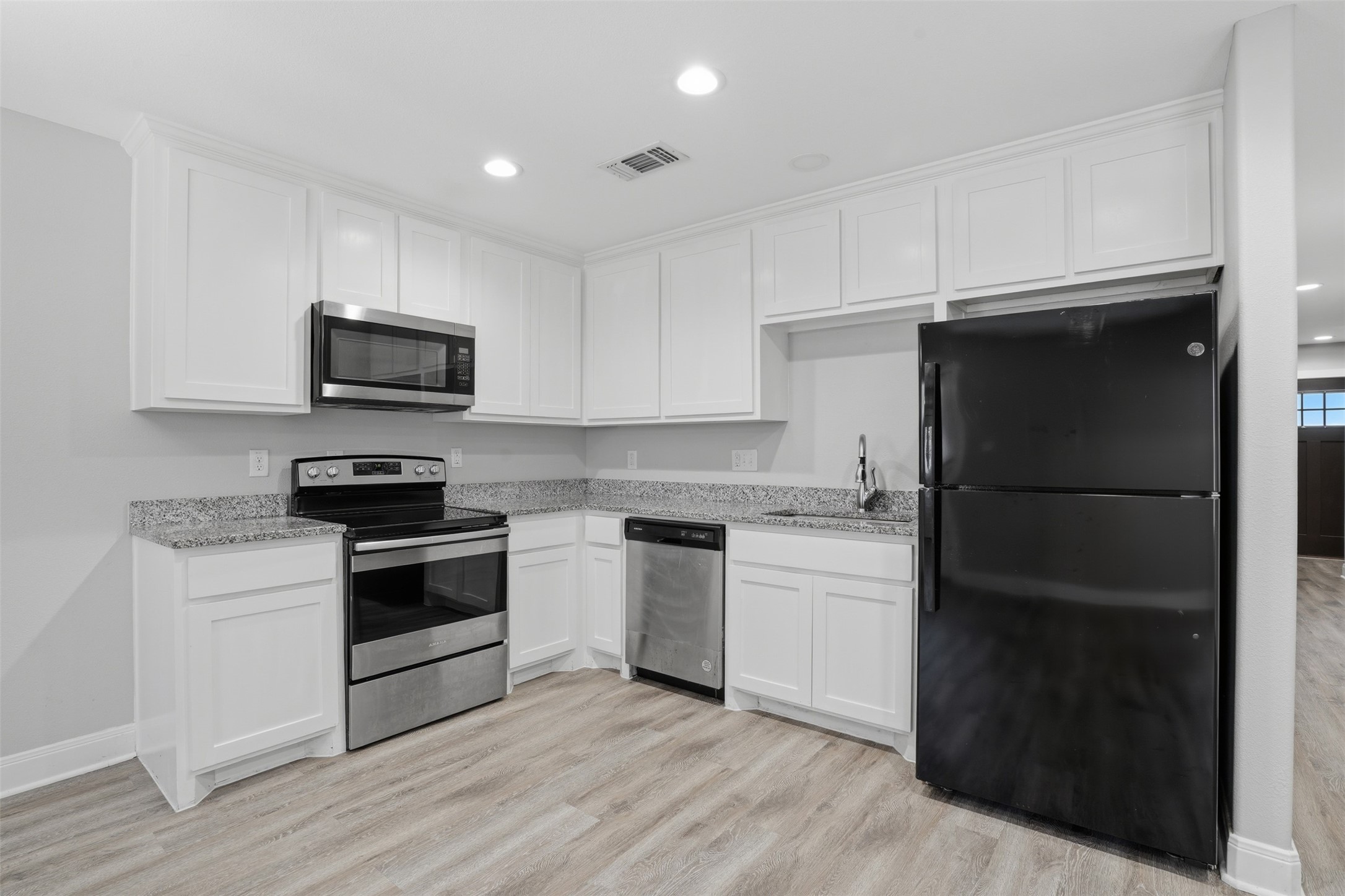 1022 W Shepherd Street Denison TX 75020