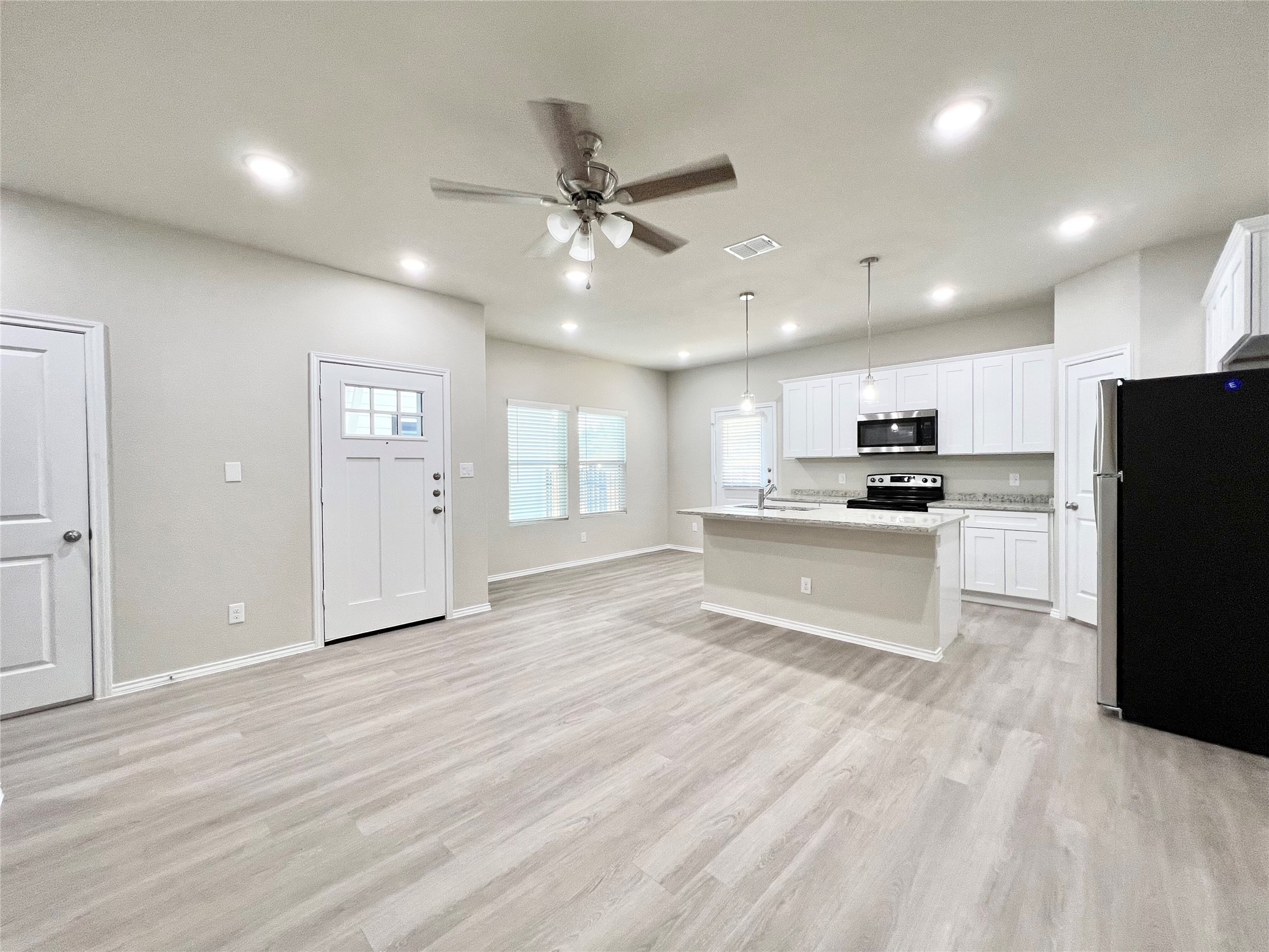 3501 E Renfro Street Burleson TX 76028