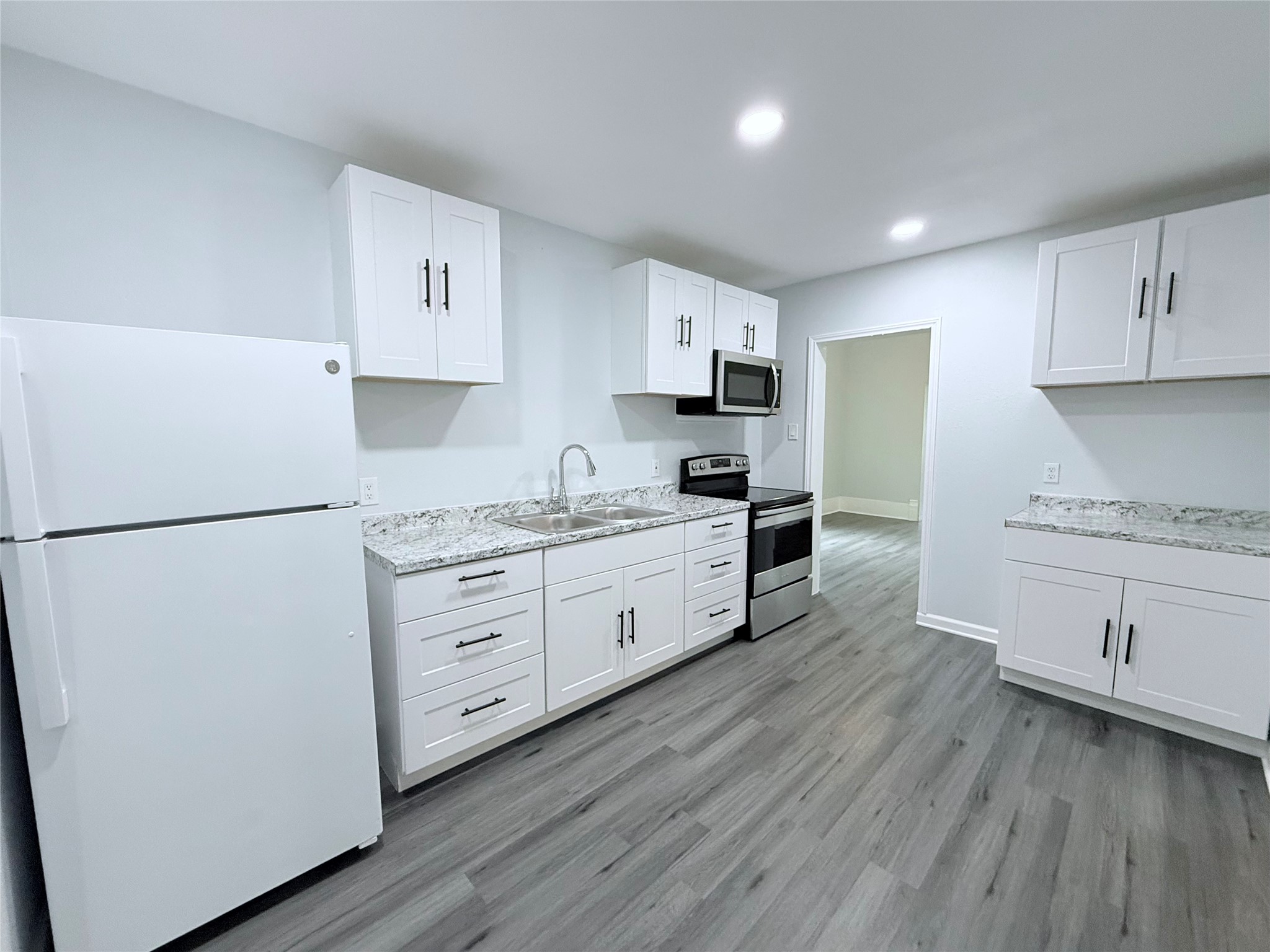 1326 W Sears Street Denison TX 75020