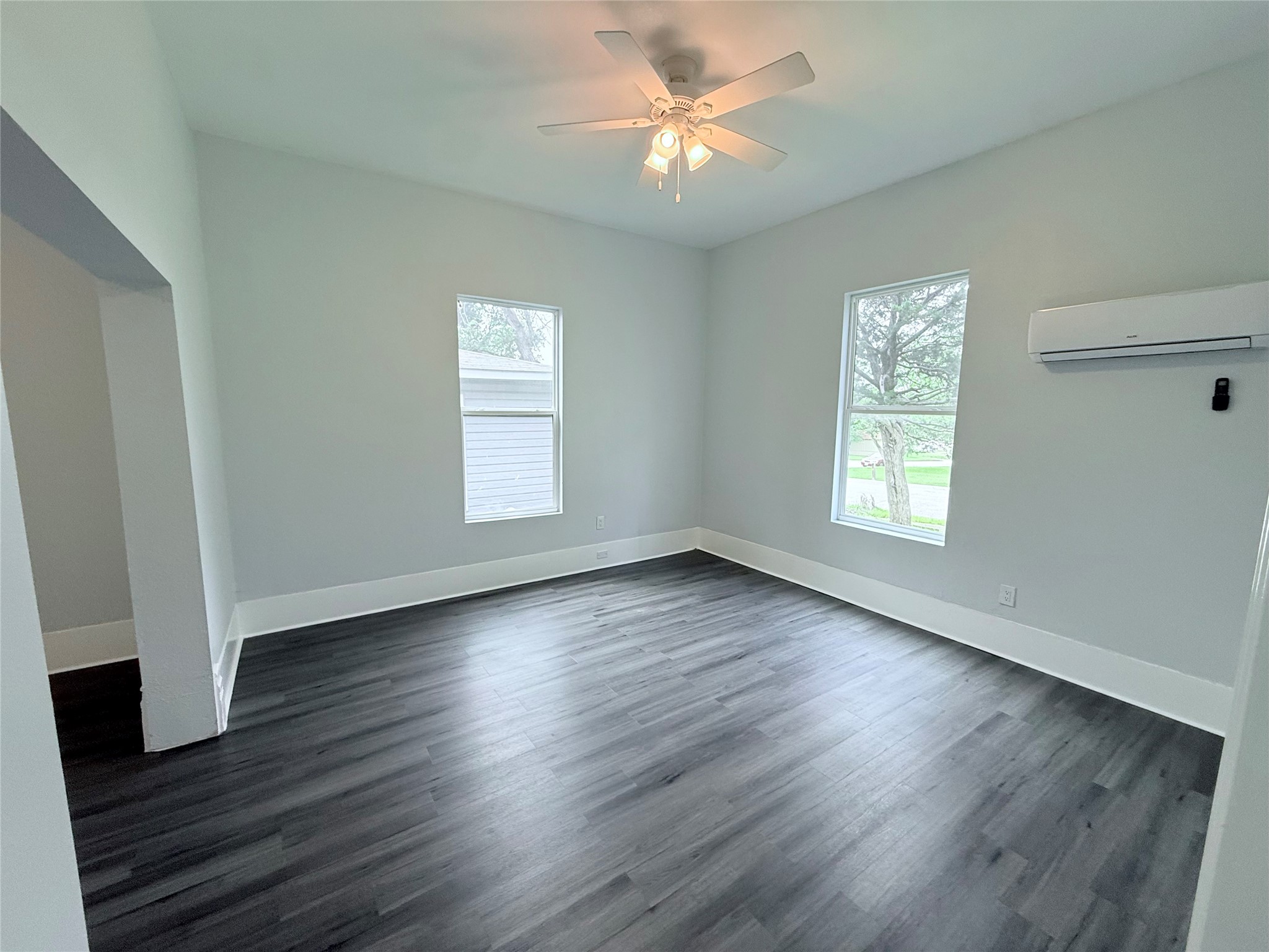 1326 W Sears Street Denison TX 75020