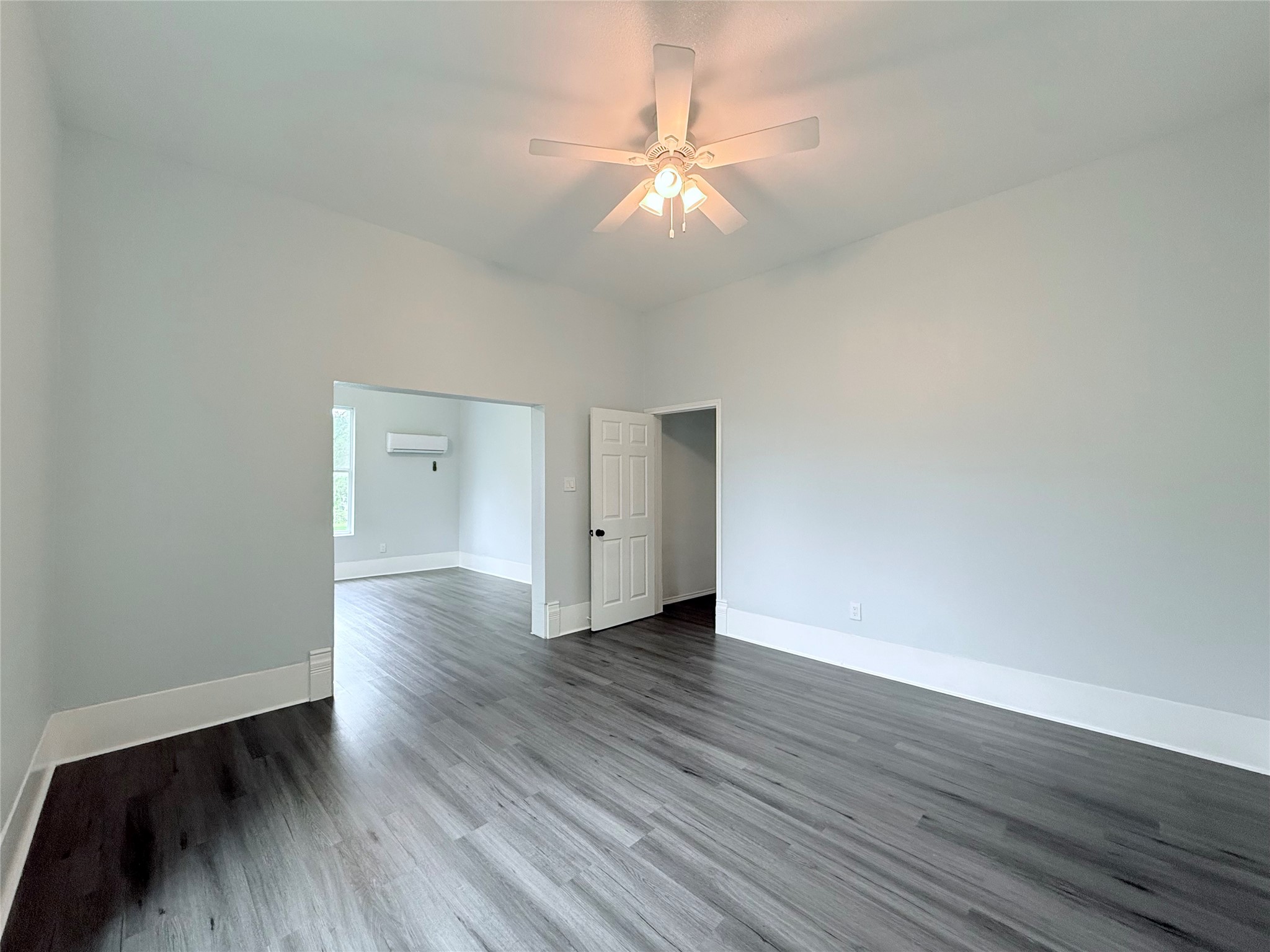 1326 W Sears Street Denison TX 75020