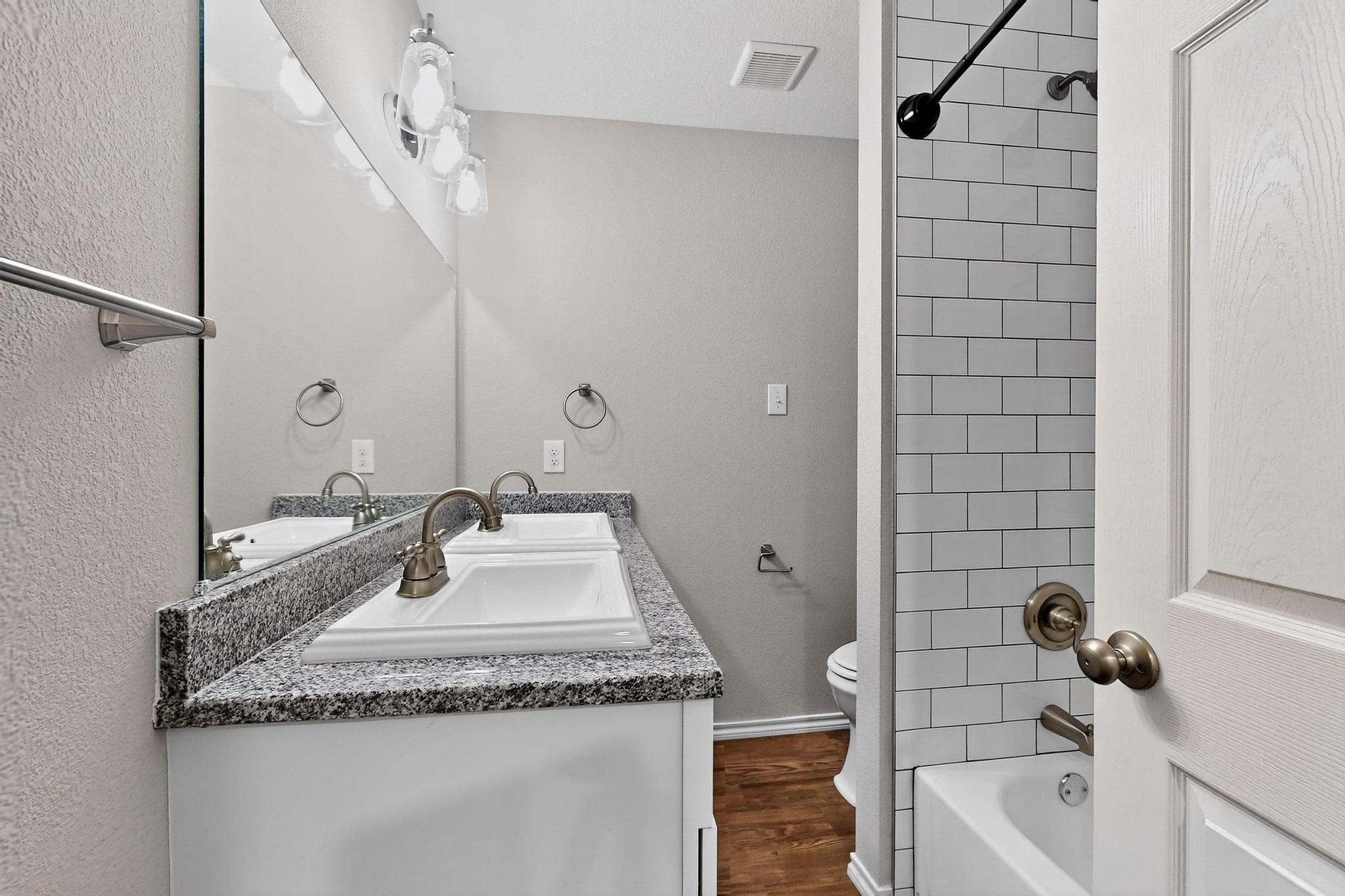 5806 Marvin Loving Drive Garland TX 75043