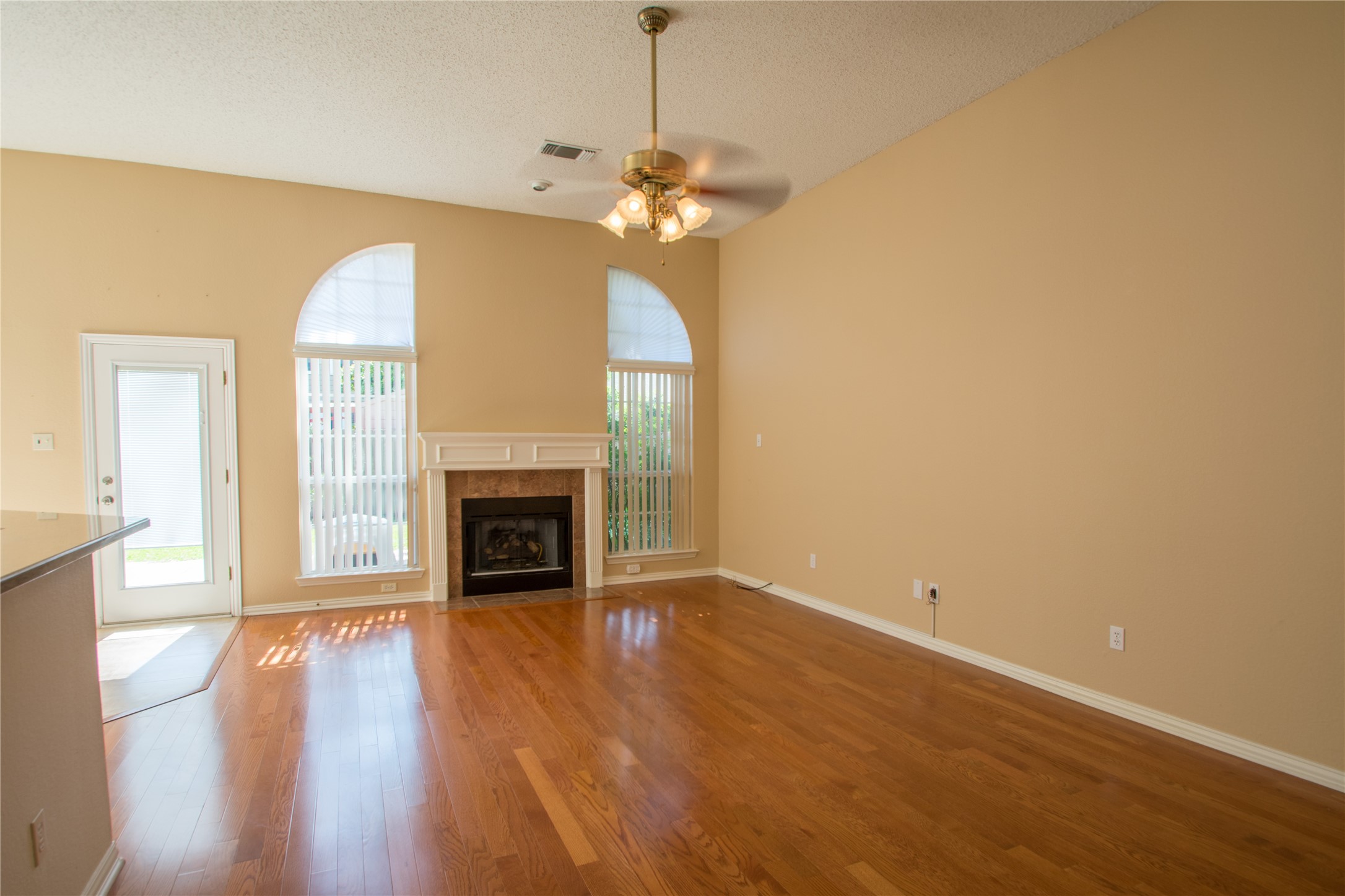 5809 Coldsworth Court Arlington TX 76018