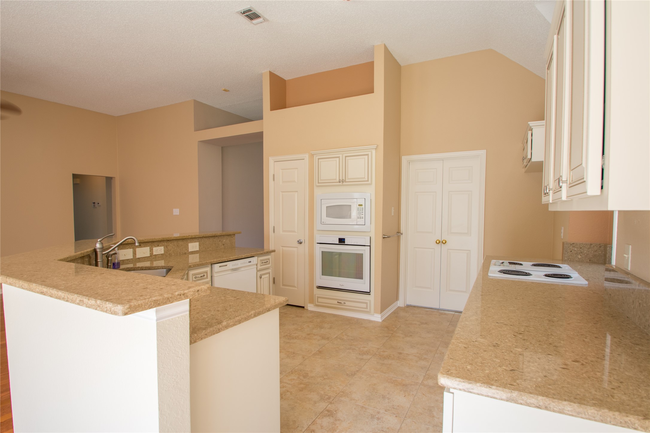 5809 Coldsworth Court Arlington TX 76018