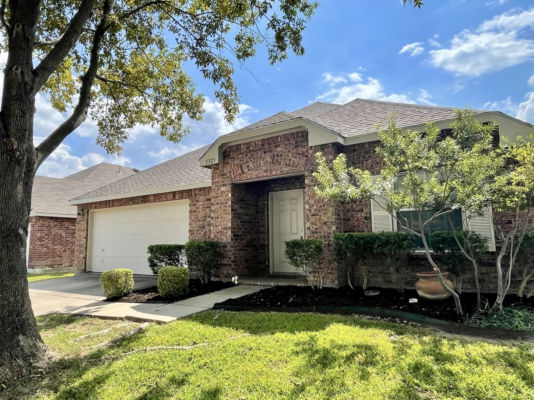 5325 Comanche Wells Drive Mckinney TX 75071