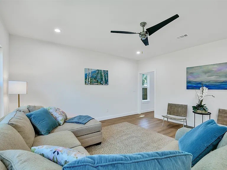 5206 Slate Street Fort Worth TX 76114