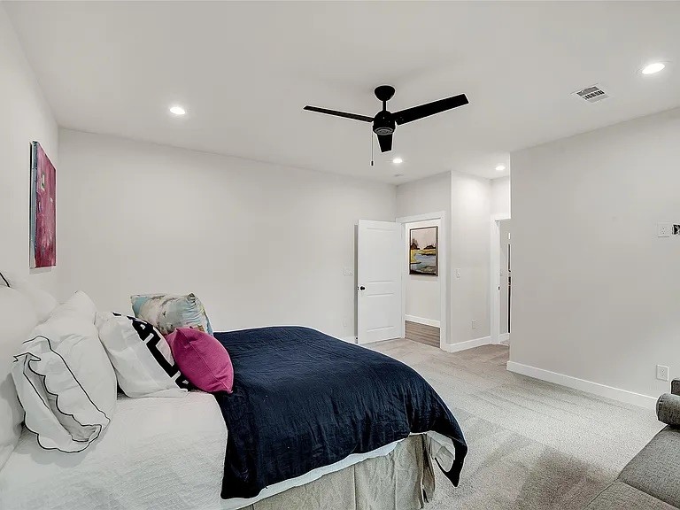 5206 Slate Street Fort Worth TX 76114