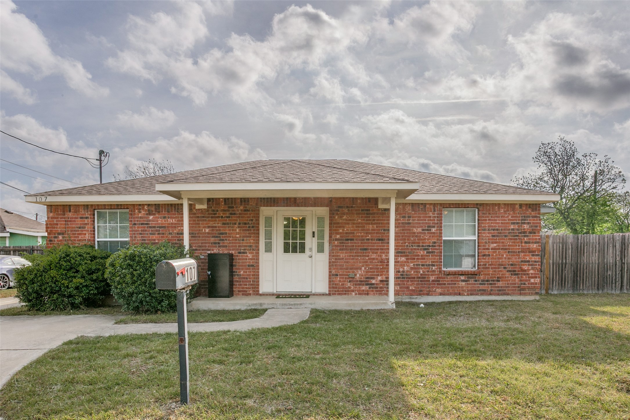107 S Crawford Street Denton TX 76205