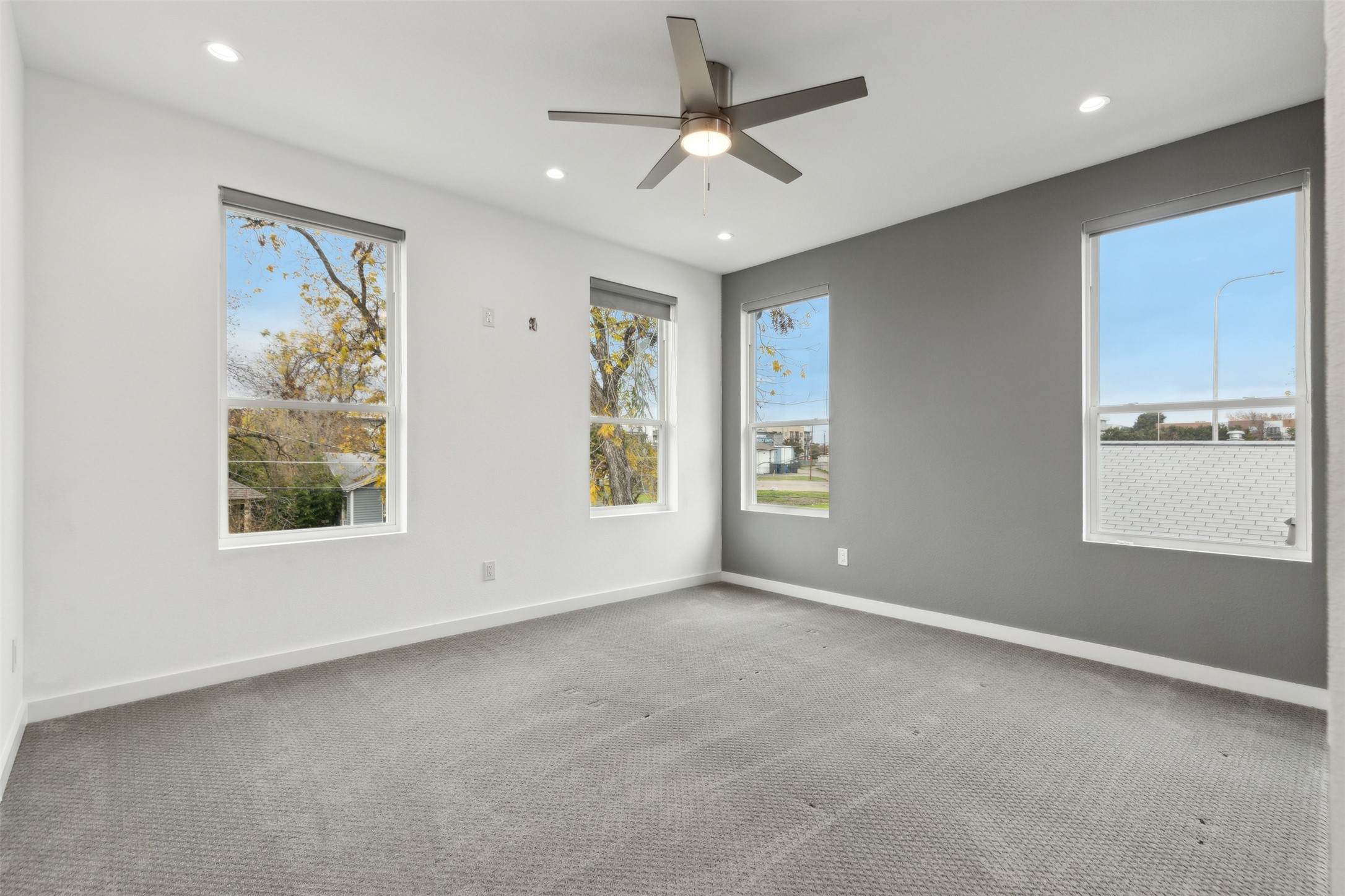 2724 Hondo Dallas TX 75219