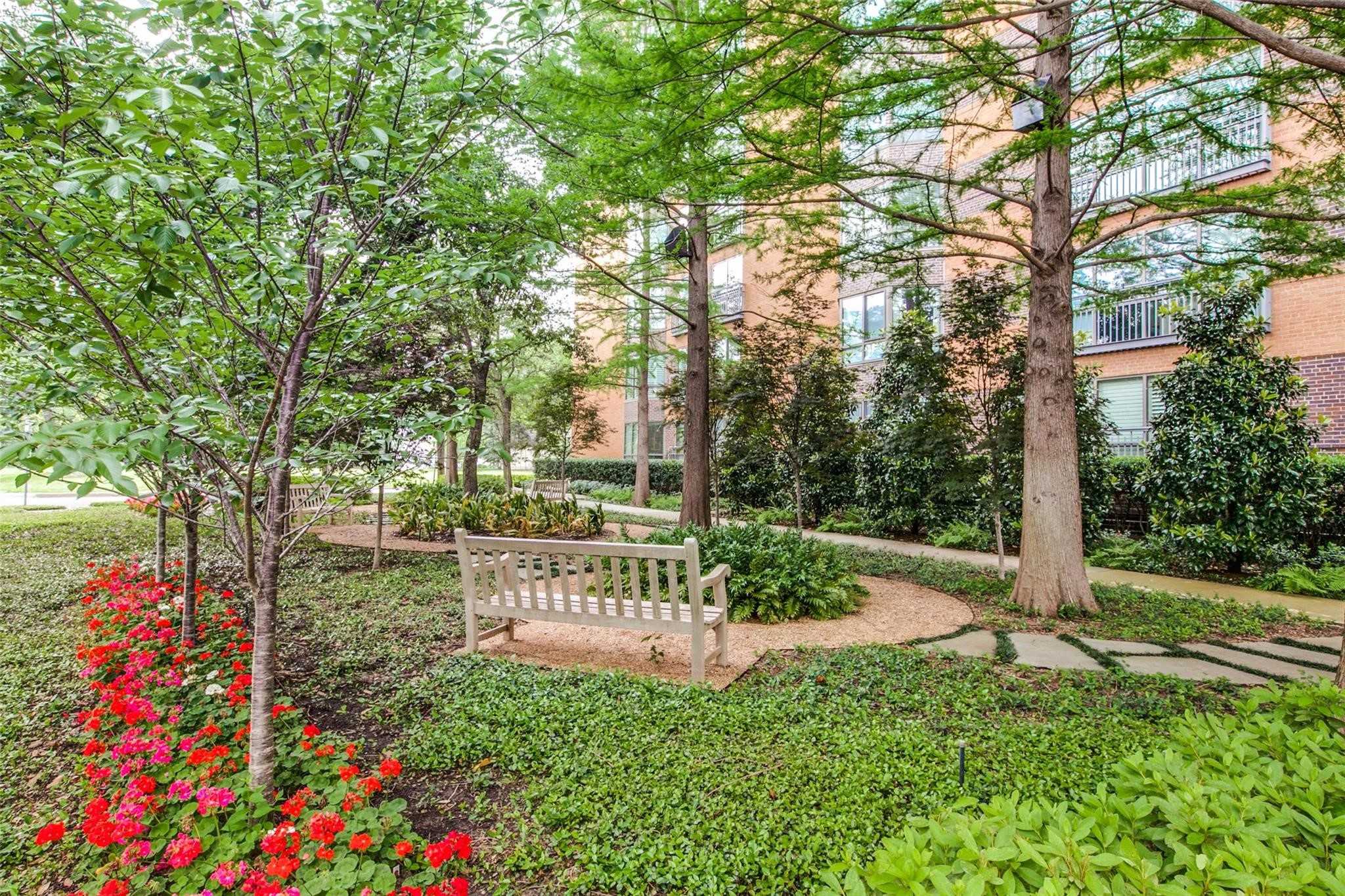 4242 Lomo Alto Drive Highland Park TX 75219