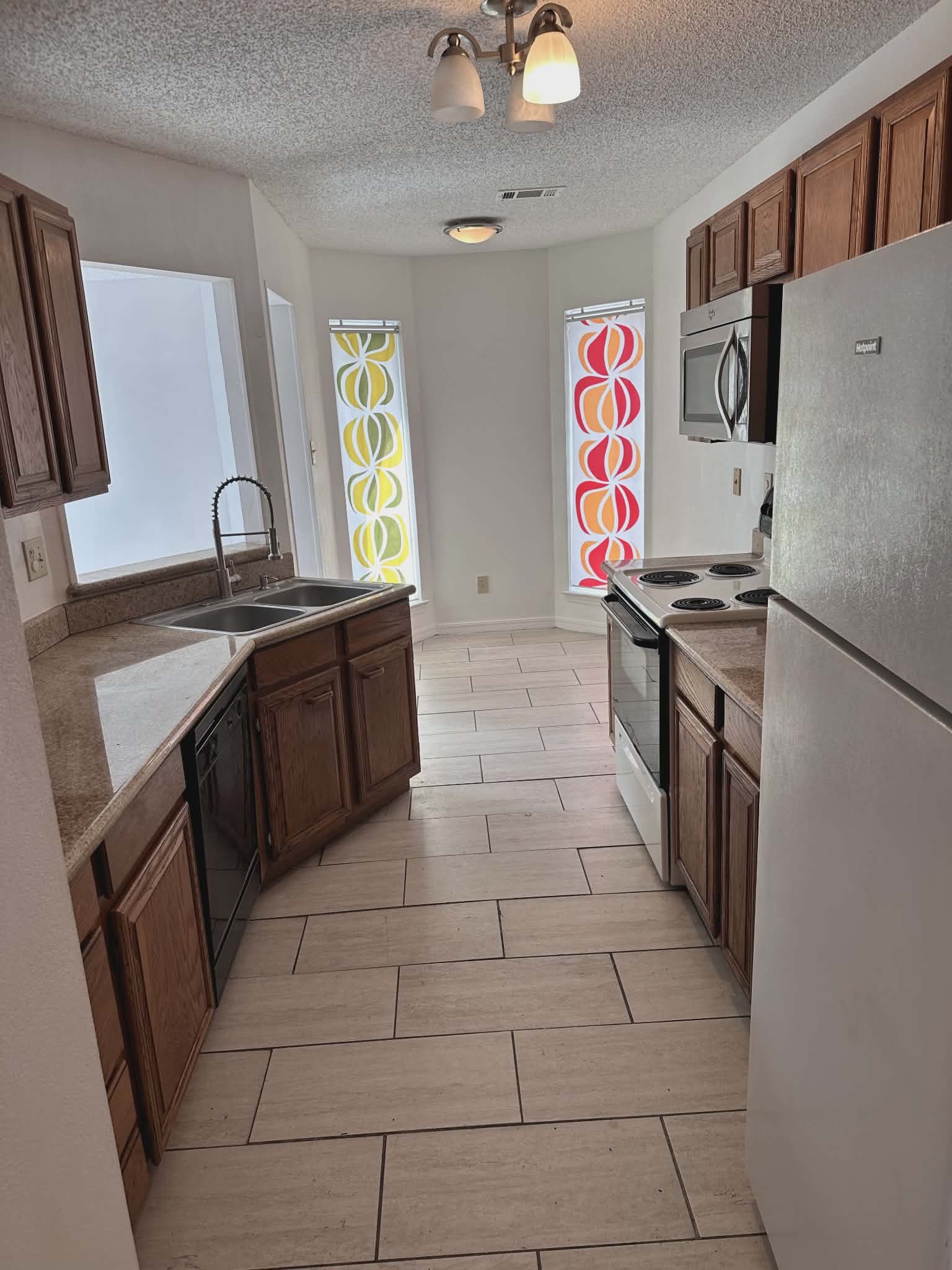 4124 Hollow Oak Drive Dallas TX 75287