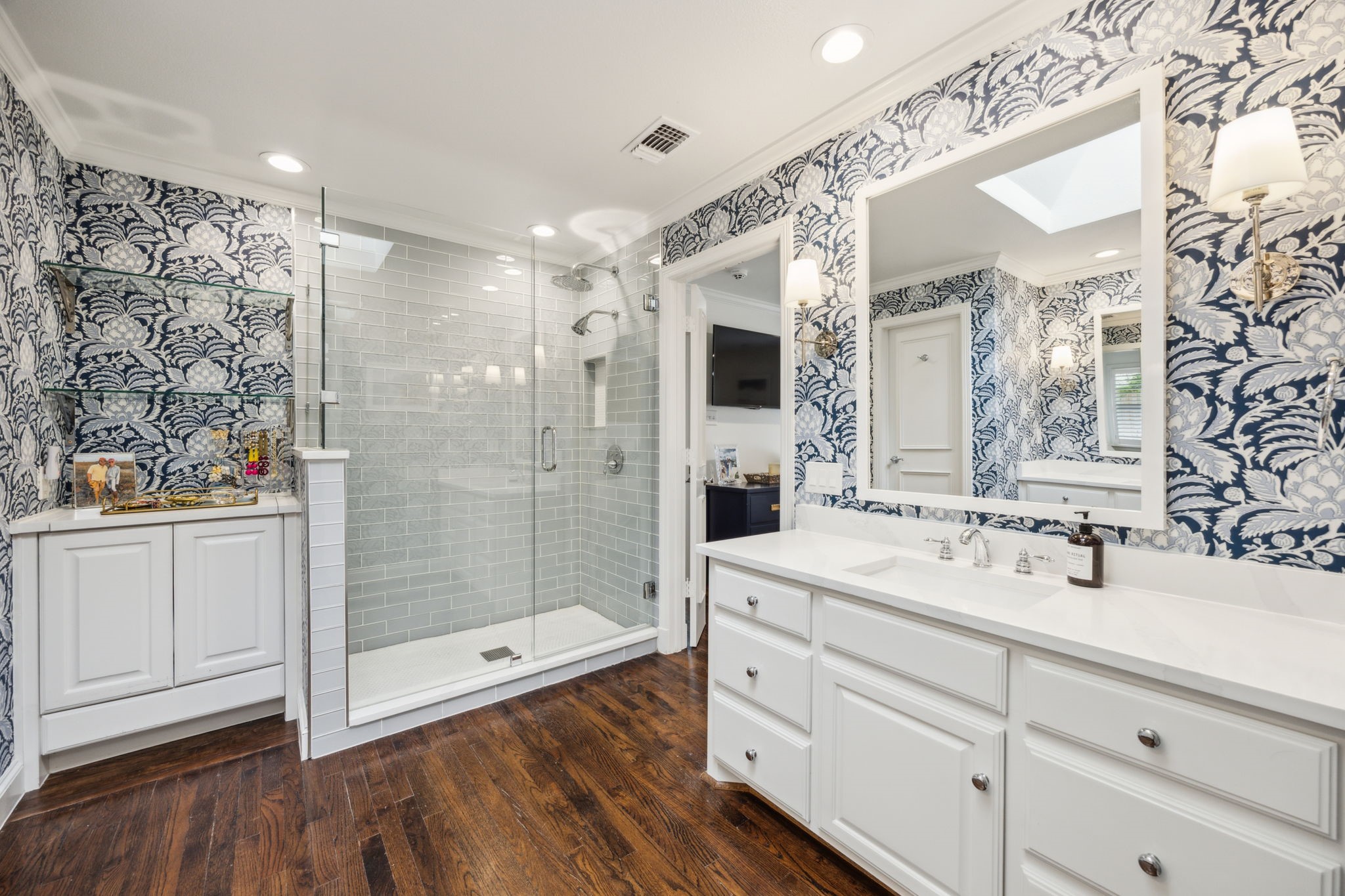 6505 Woodland Drive Dallas TX 75225