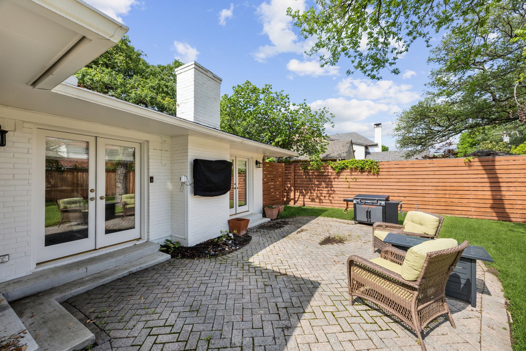 6505 Woodland Drive Dallas TX 75225