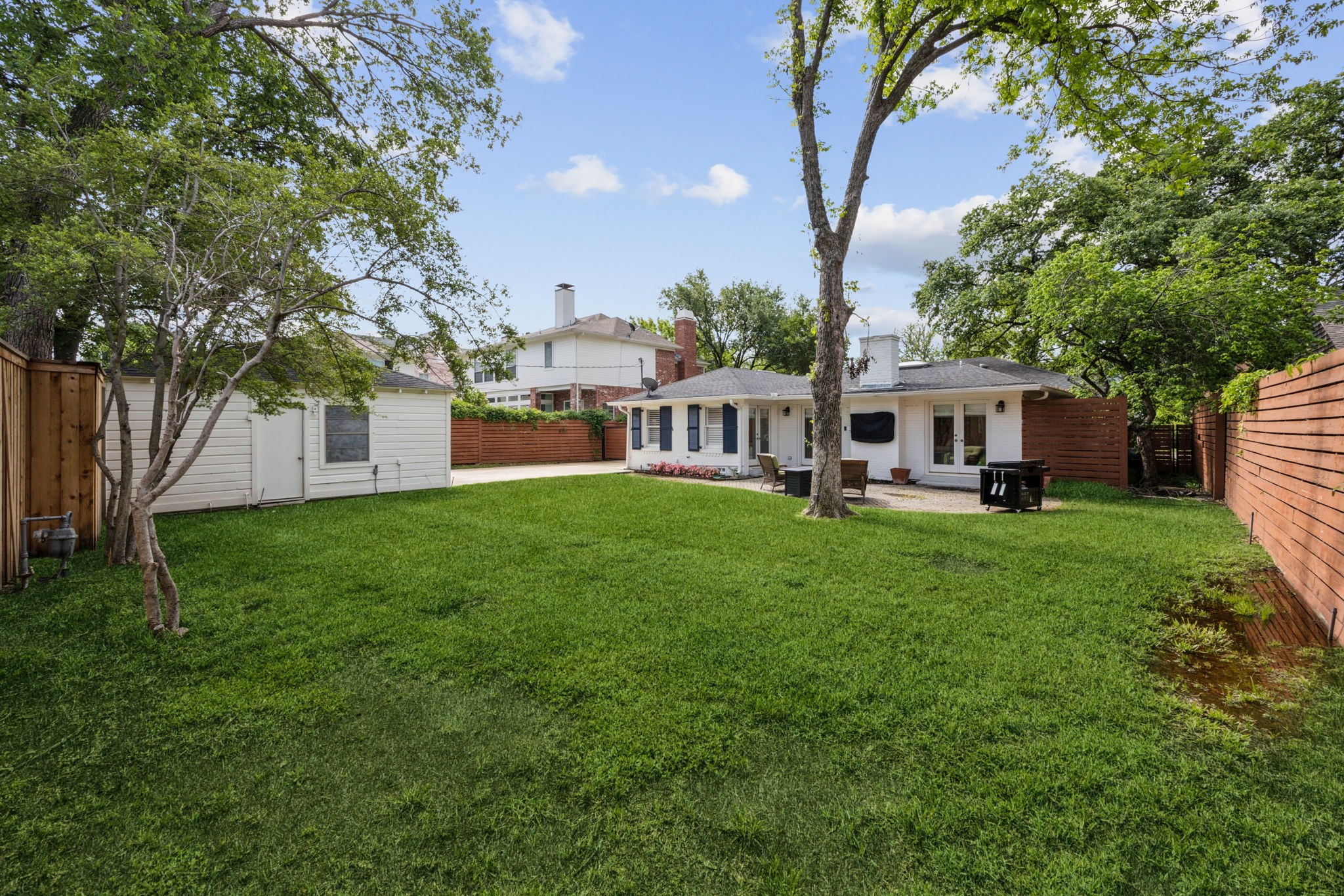 6505 Woodland Drive Dallas TX 75225