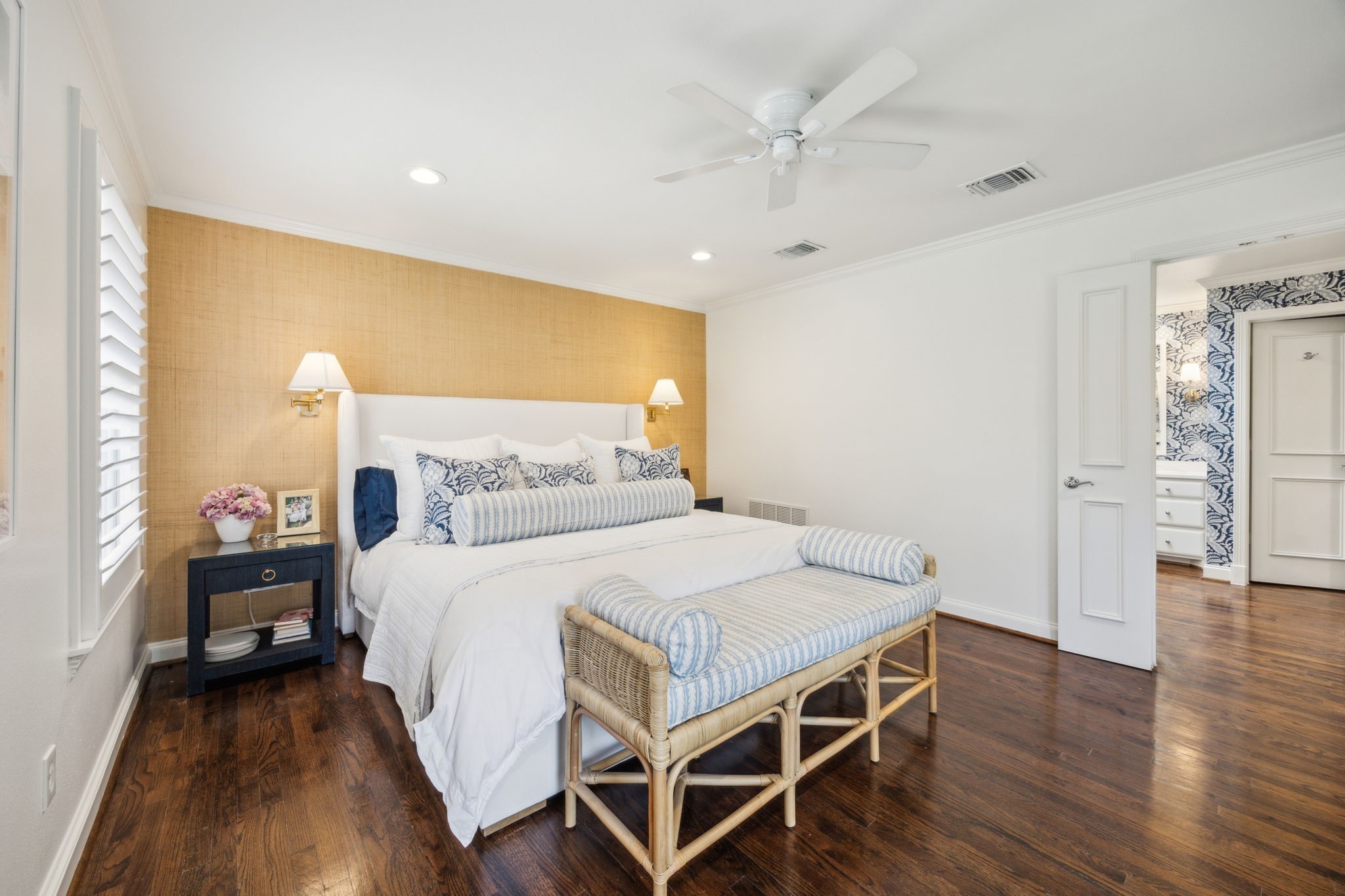 6505 Woodland Drive Dallas TX 75225